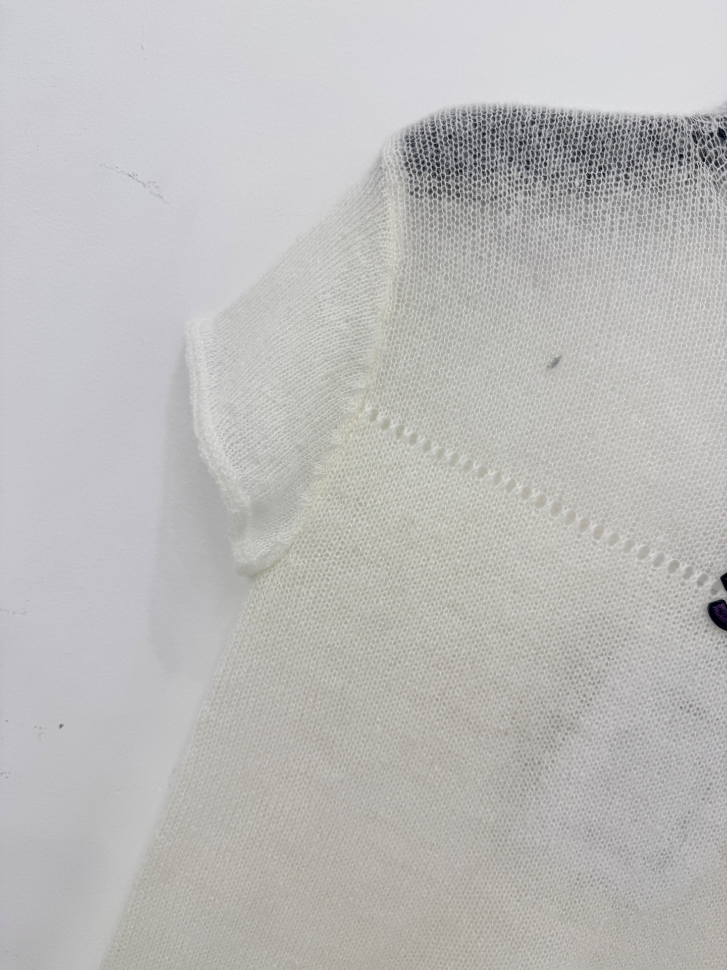 Chrome Hearts 简约半高领针织短袖，微透网纱拼接，小标点缀，软糯透气，修身显瘦，百搭高级。L
