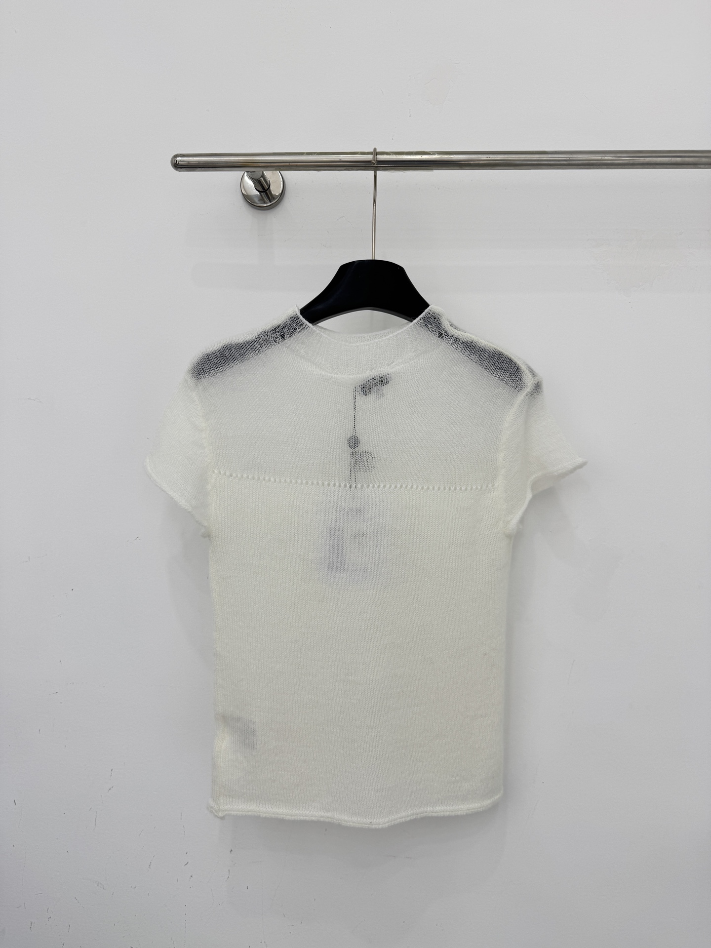 Chrome Hearts 简约半高领针织短袖，微透网纱拼接，小标点缀，软糯透气，修身显瘦，百搭高级。L