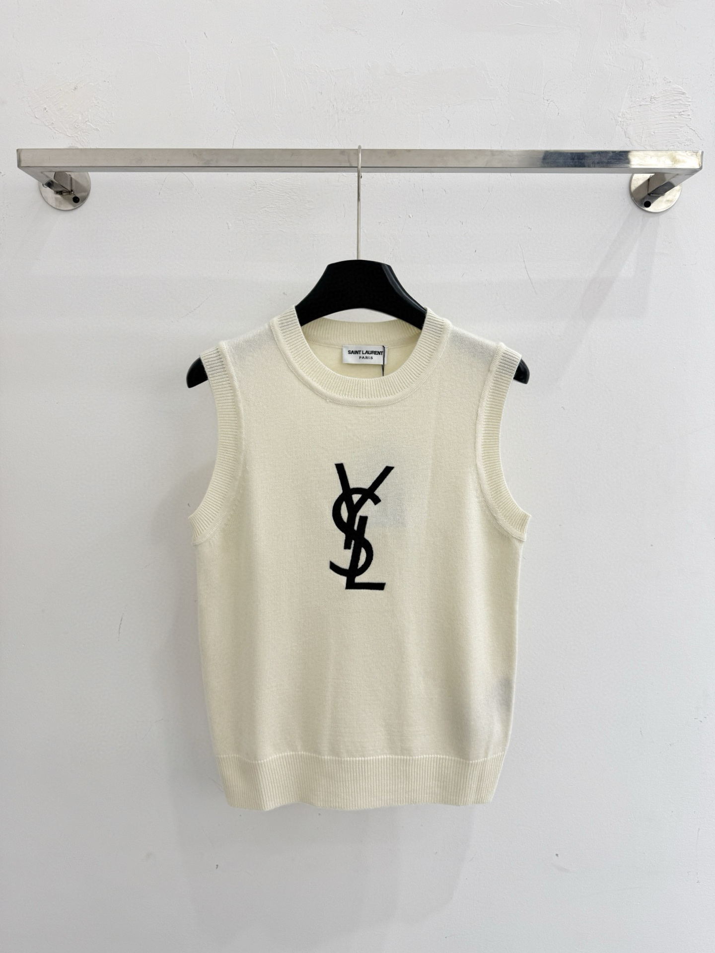 Saint Laurent 米白针织无袖背心，YSL大Logo，简约高级，百搭 。X