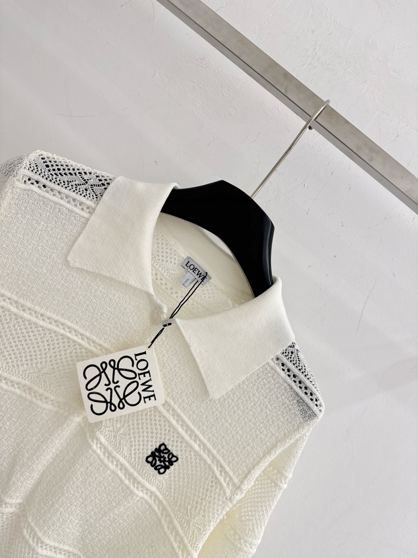 Unknown 镂空针织Polo，奶油白温柔，气质显瘦百搭