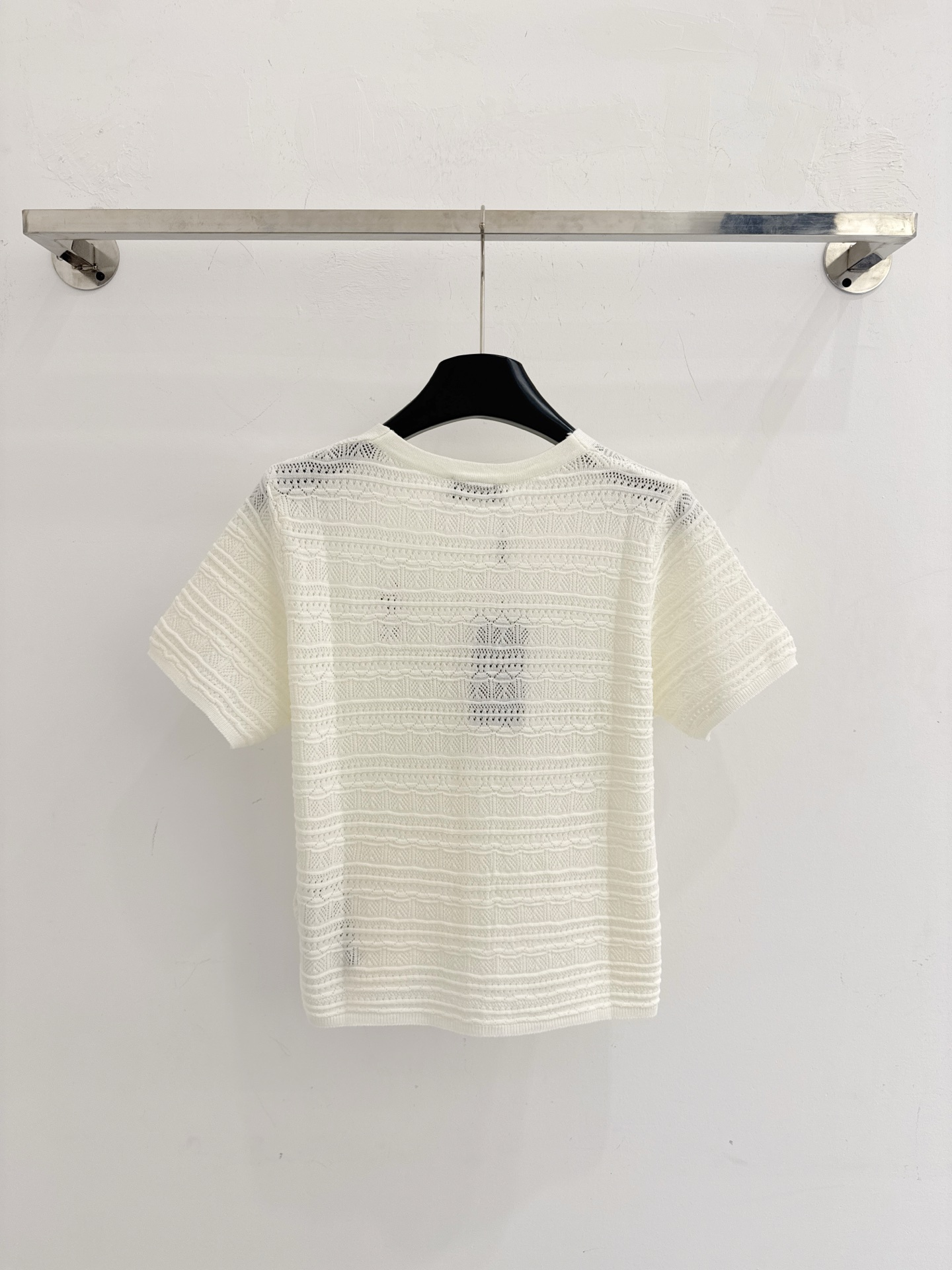 Saint Laurent YSL26春夏新款，白色镂空针织开衫，V领短袖，花纹，温柔优雅