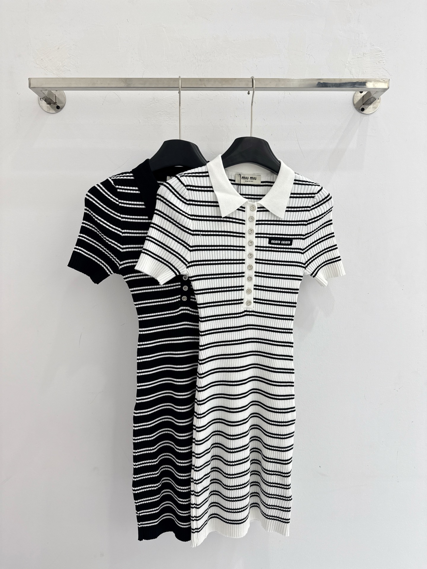 Chrome Hearts 条纹针织Polo连衣裙，修身显瘦，学院风，尽显优雅气质