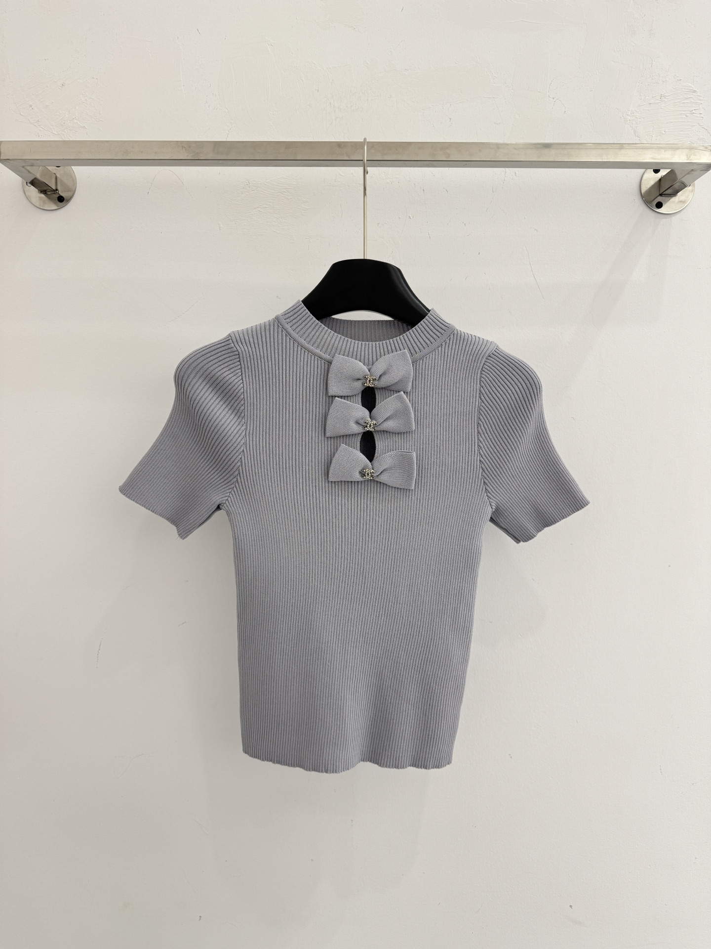 Chrome Hearts 竖纹针织短袖，立体蝴蝶结点缀，黑白双色修身显瘦