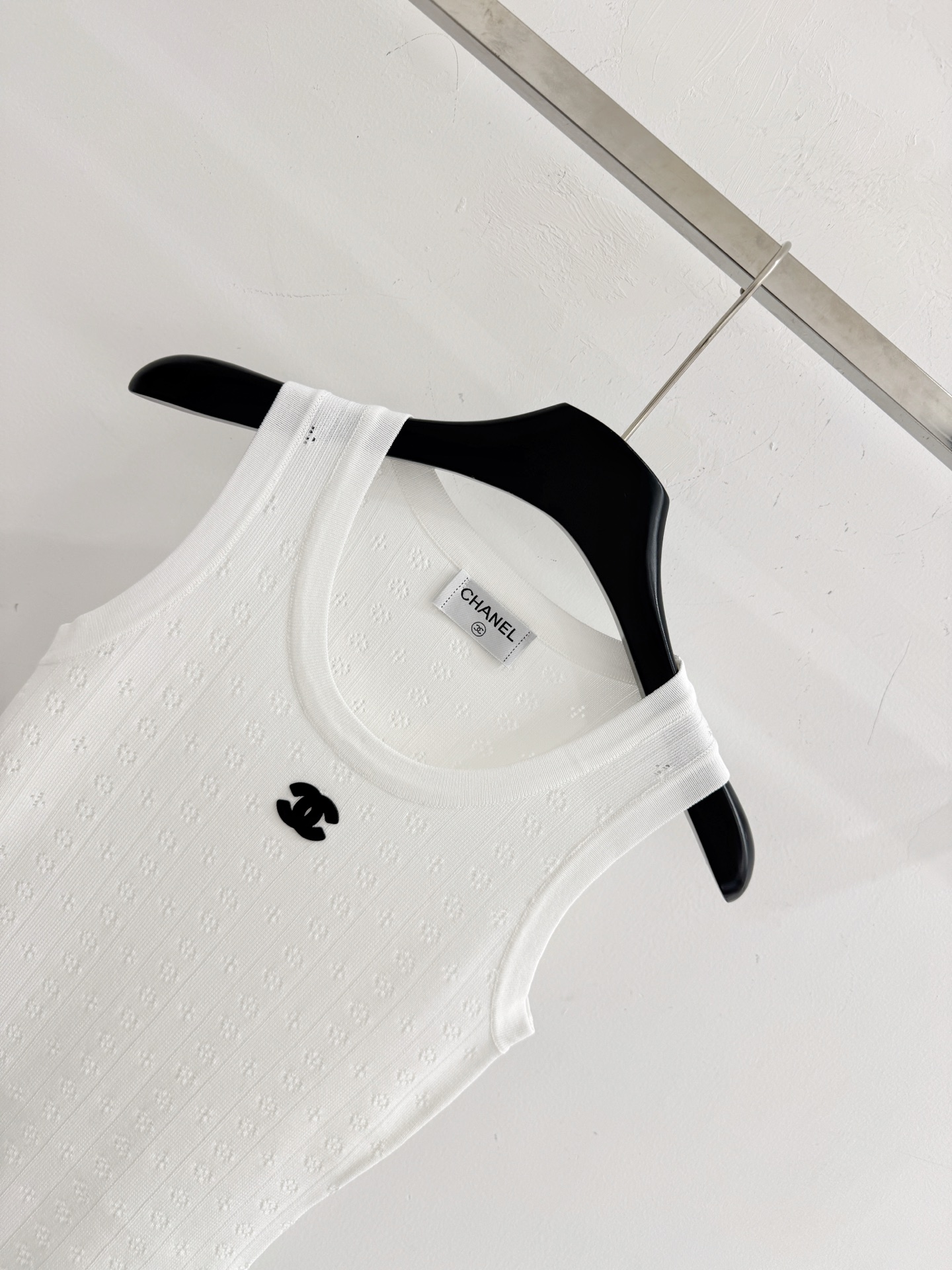 Chrome Hearts 黑白针织无袖连衣裙，温柔又显贵气