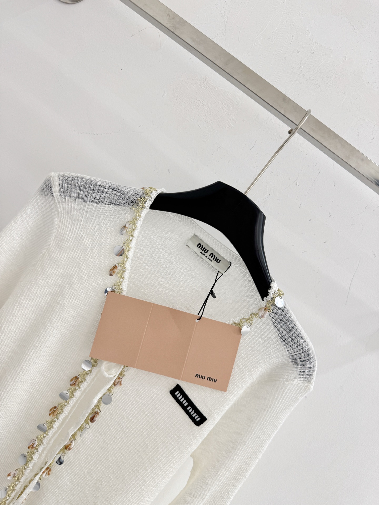 Chanel 重工钉珠V领系带针织开衫，温柔气质防晒薄上衣