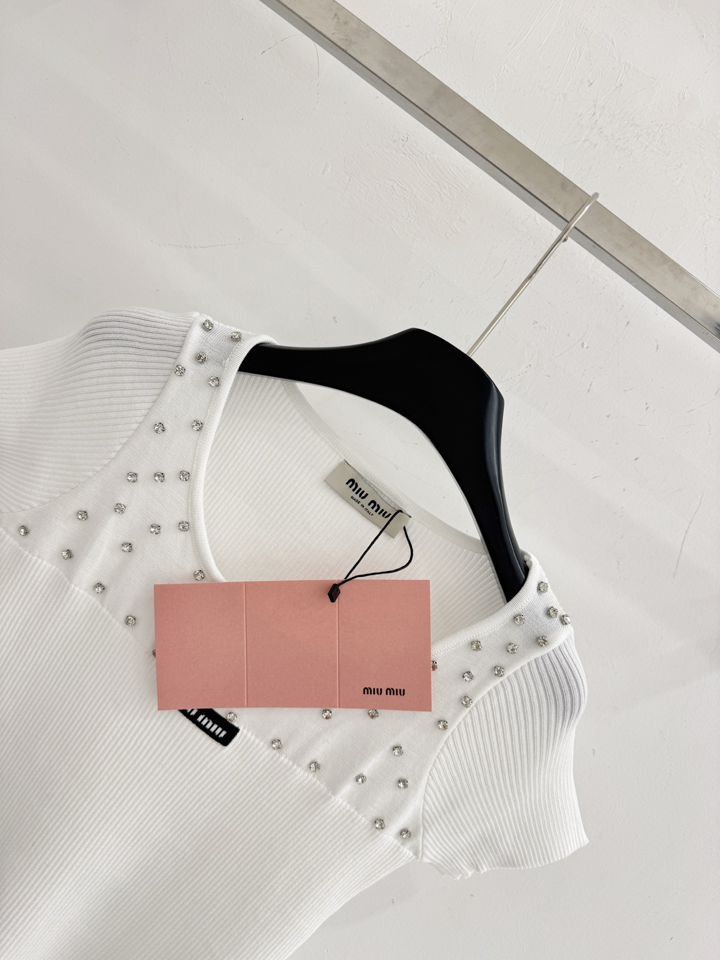Chanel 粉白两色水钻罗纹针织短袖上衣