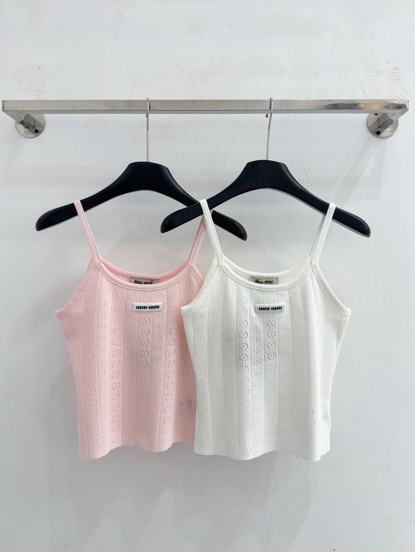 Chanel 镂空针织吊带背心