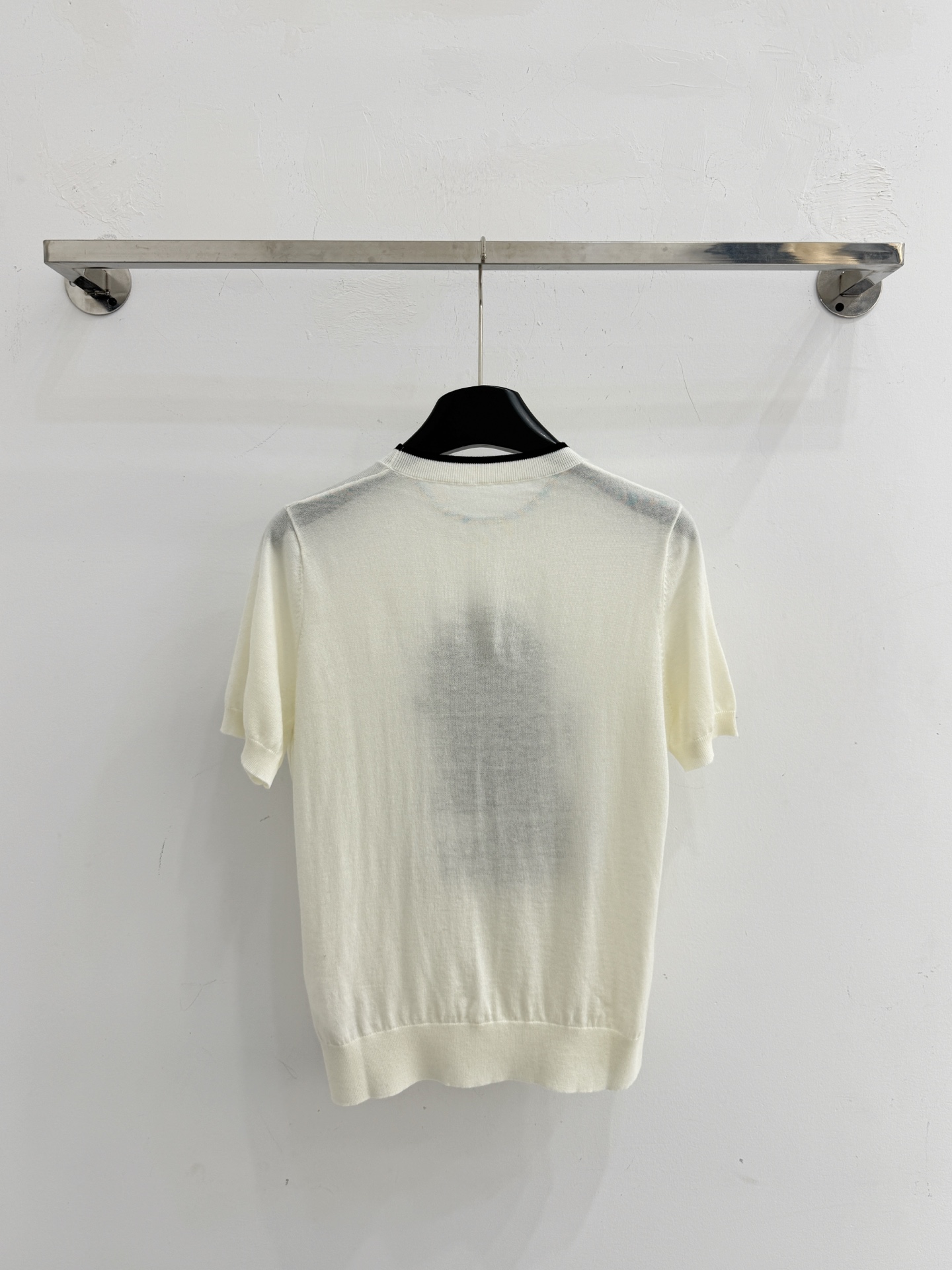 Unknown MaxMara26春夏新款气质建筑字母印花圆领薄款针织短袖衫