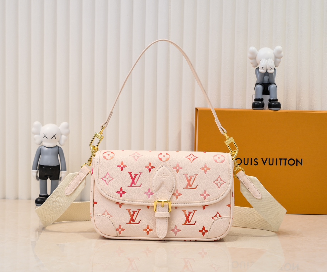 Louis Vuitton LV Diane Good
 Handbags Crossbody & Shoulder Bags Empreinte​ Fashion Baguette M45985