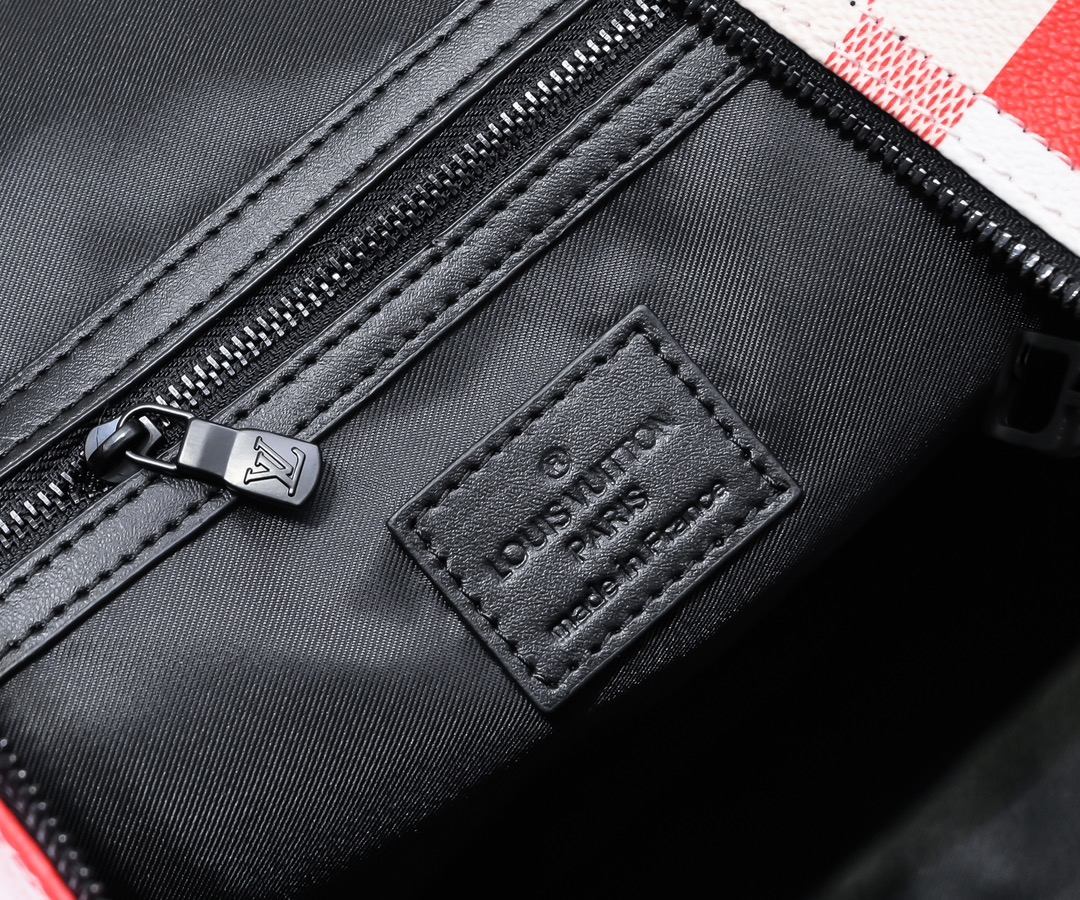 Louis Vuitton Keepall Bandoulière 50 Damier Flags Travel Bag 9 i1723195882 2158 7