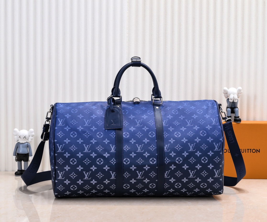 Can you buy replica
 Louis Vuitton Messenger Bags Black Blue Green M11558