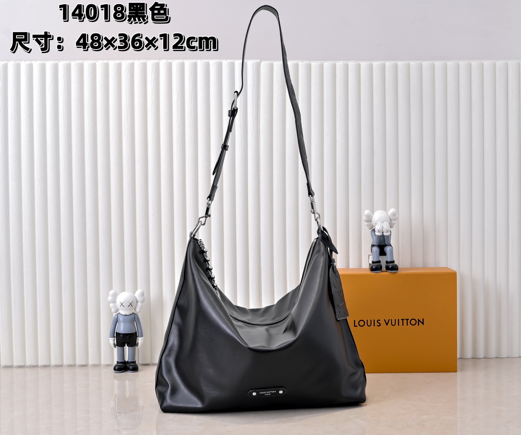 Louis Vuitton Handbag M13986 12114