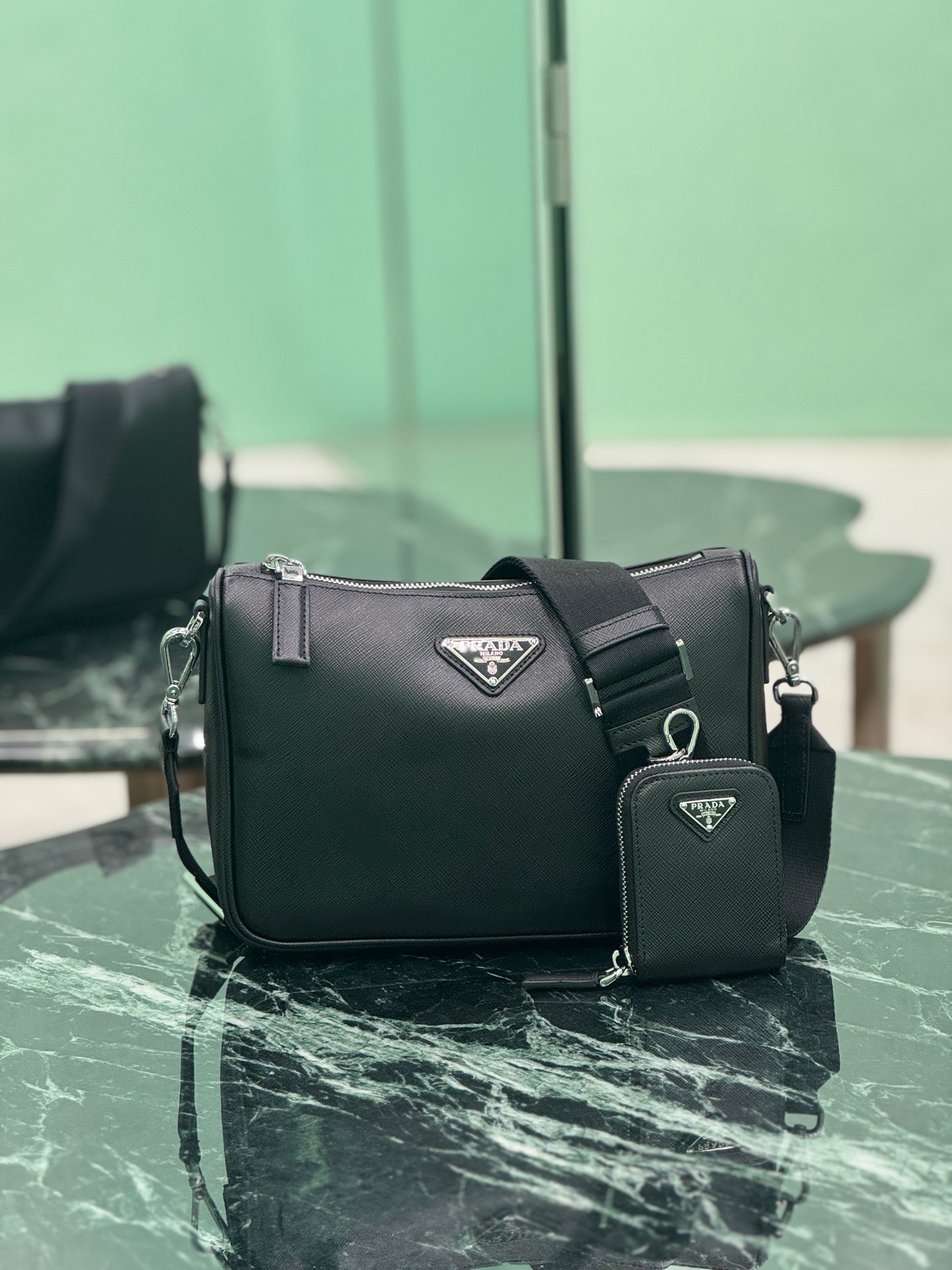 P Brand Men's Cowhide Three-in-One 2VH113 This single shoulder bag is made of imported top layer cowhide, top-grade hardware, logo lining, and comes with a detachable adjustable fabric shoulder strap. It also includes a detachable coin key pouch with zipper closure for a stylish and sophisticated look. Dimensions: 24 x 18.5 x 6 007780 image 1