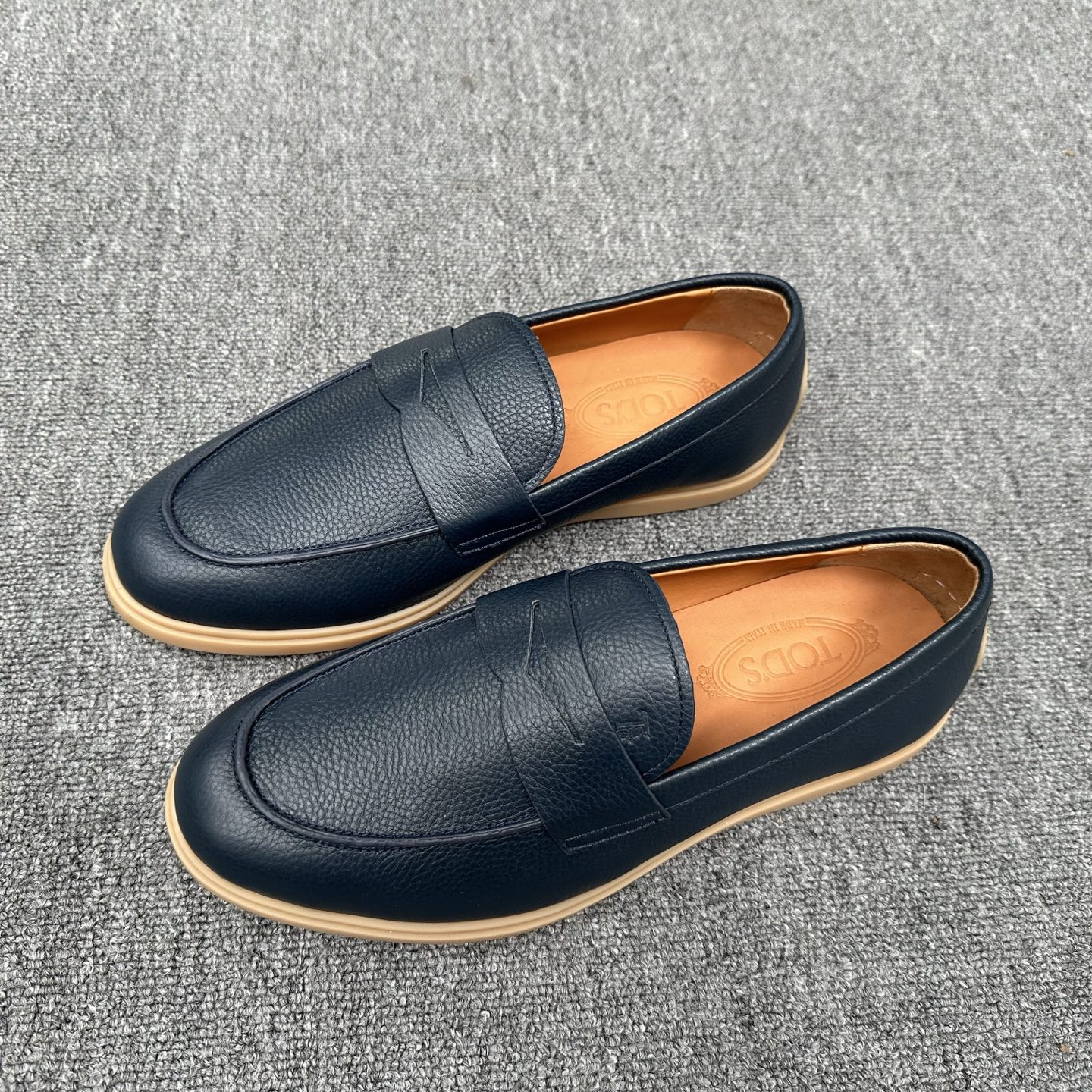 Лоферы Tod's