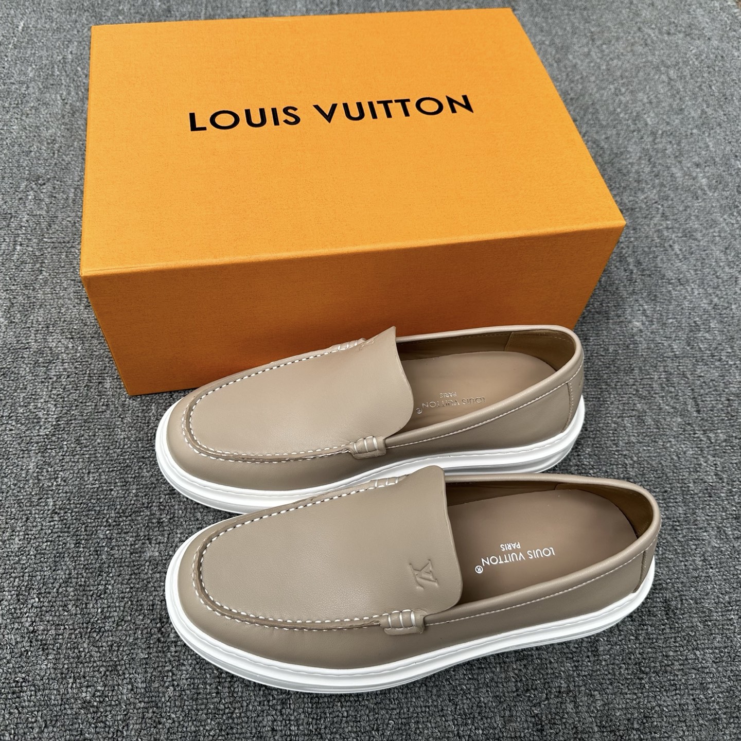 NO:834759,Lv's new high-end casual sports shoes for men are made of imported first-layer cowhide brand lougou, original ultra-light TPU outsole, wear-resistant and comfortable, Monogram lougou embellished rubber outsole, breathable mesh lining, versatile classic style!  Size39-44 (38, 45, 46 customized) Item number o,,louis vuitton,sneakers,cowhide19860909Lv 新品男士高端休闲运动鞋,选用进口头层牛皮品牌lougou,原版超轻tpu大底,耐磨舒适,Monogram lougou点缀橡胶外底,透气网布内里,百搭经典款式！ Size39-44（38、45、46 定做） 货号o,,louis vuitton,sneakers,cowhide,Men's shoes