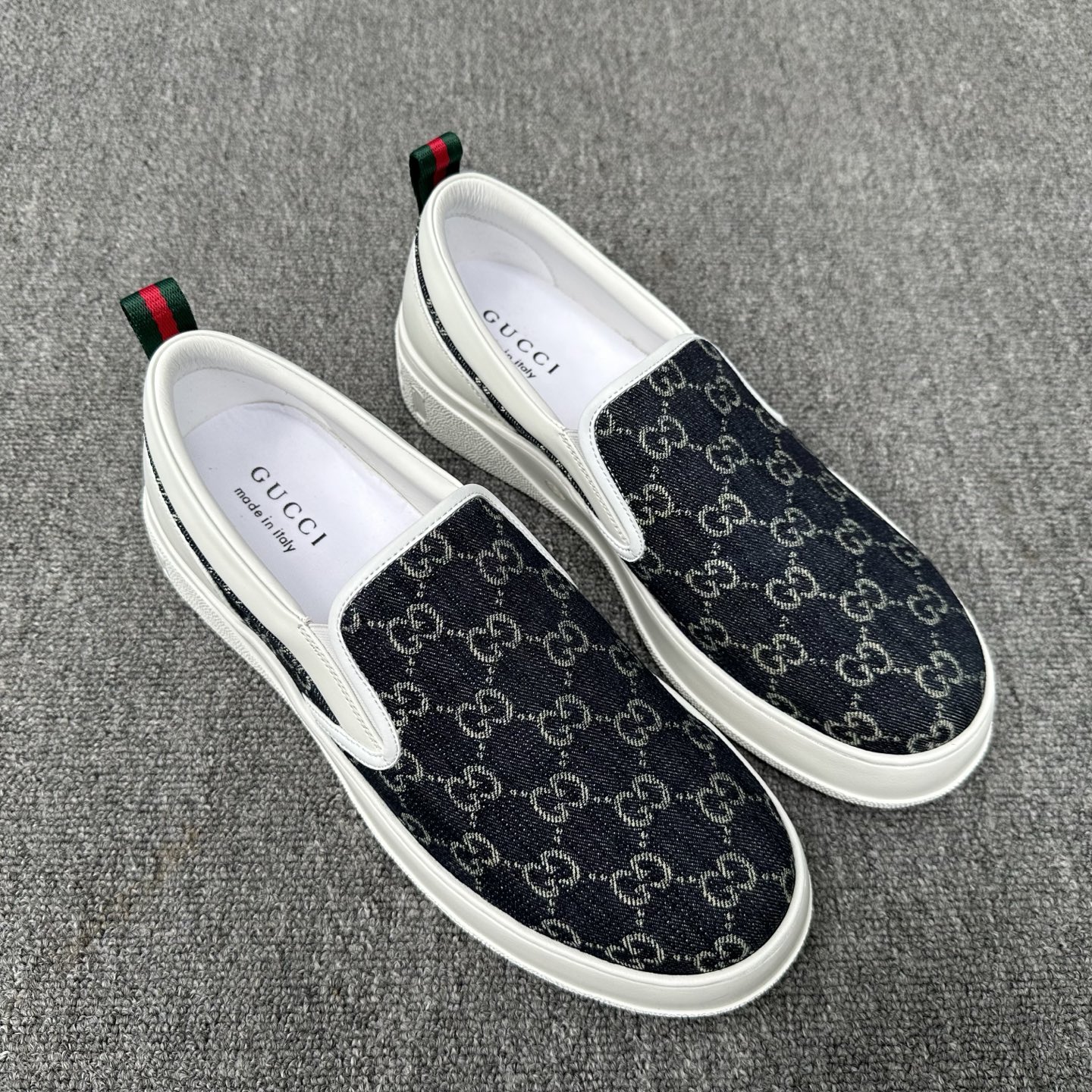 Мужские мокасины Gucci с фирменным принтом