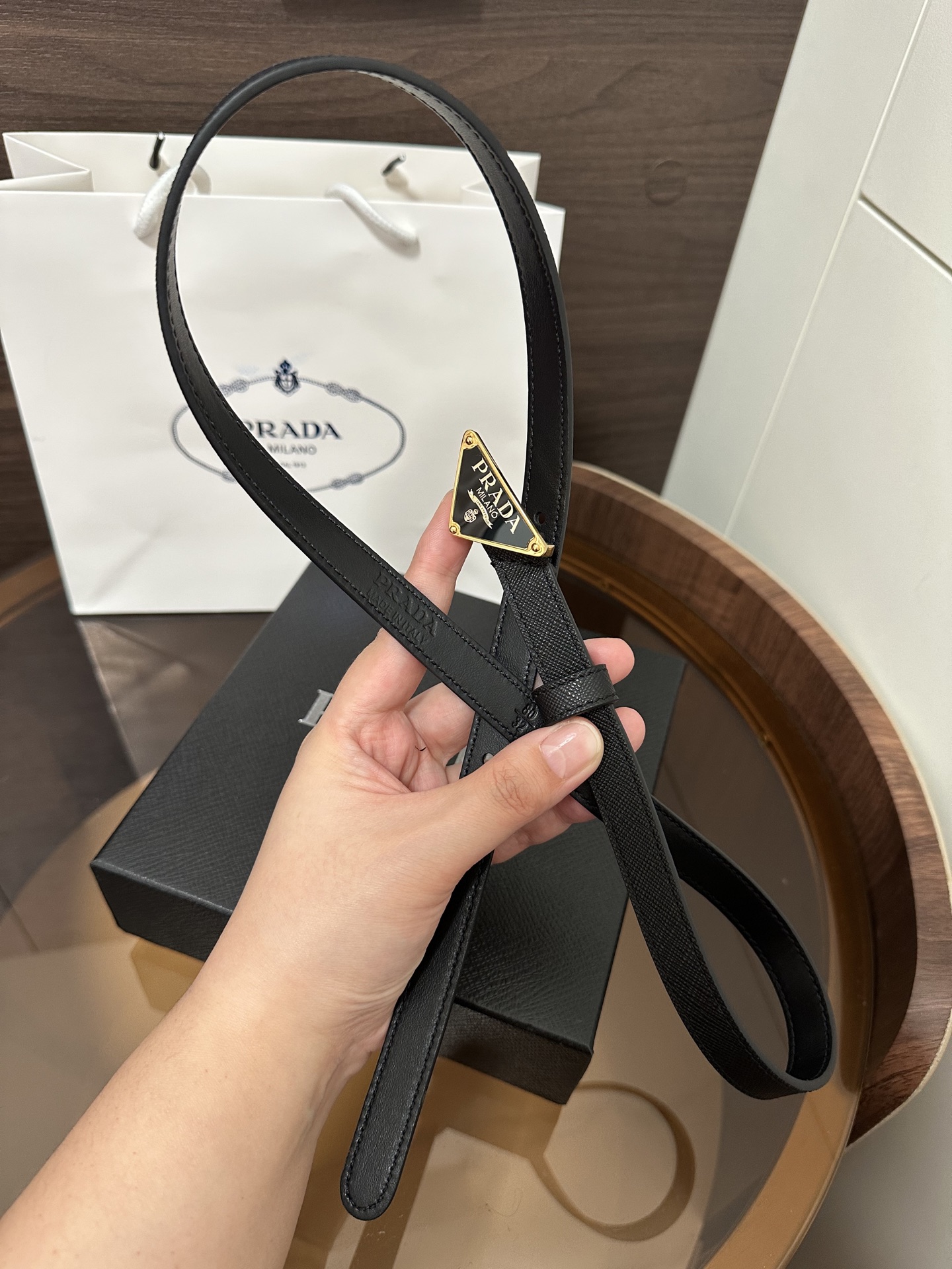 Prada 代购级 普拉达 Prada 绒面皮革腰带