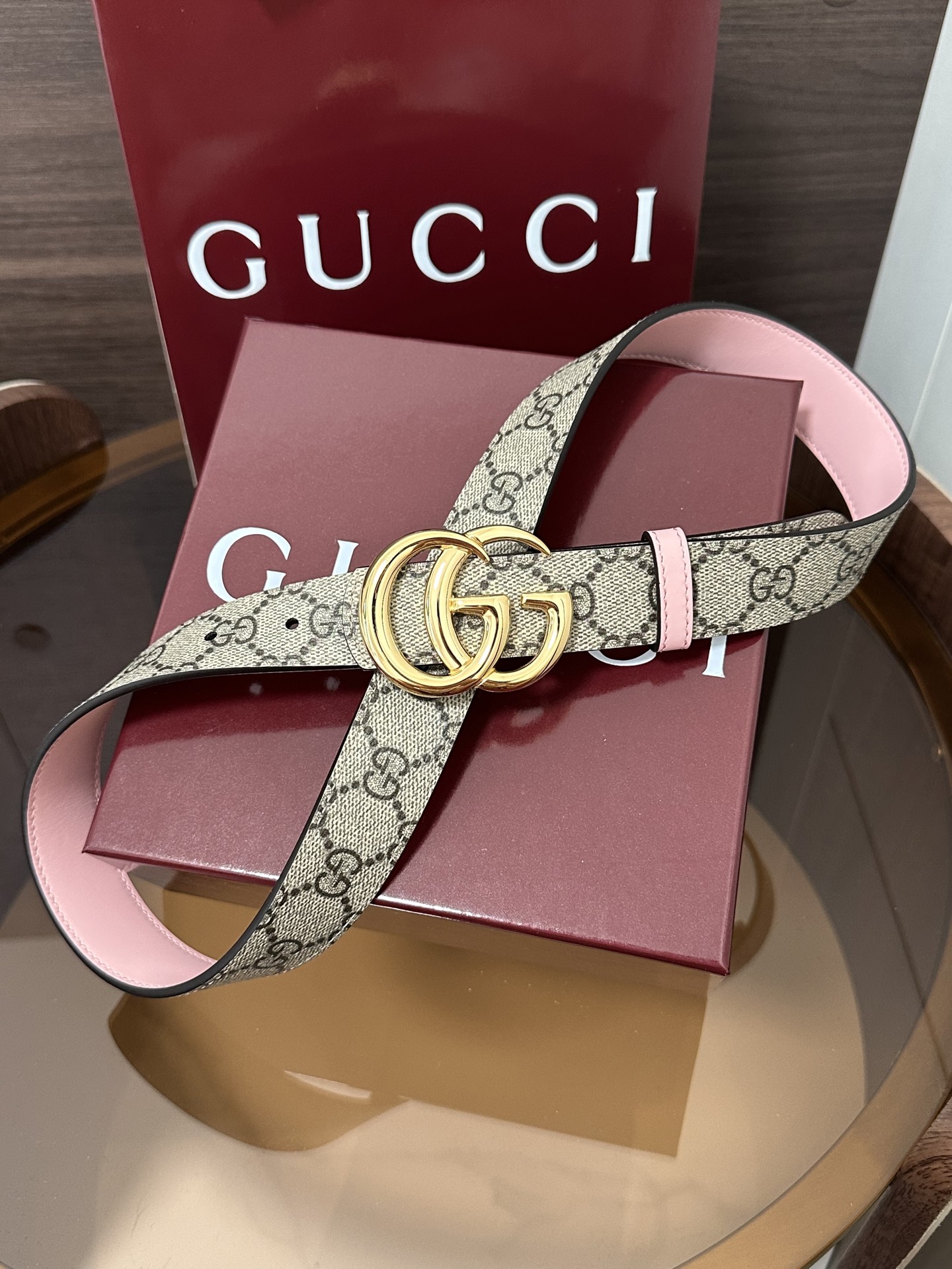 ❣️Gucc1 🆕 GG Marmont系列双面腰带2025秋冬系列焕新演绎富有辨识度的GG Marmo