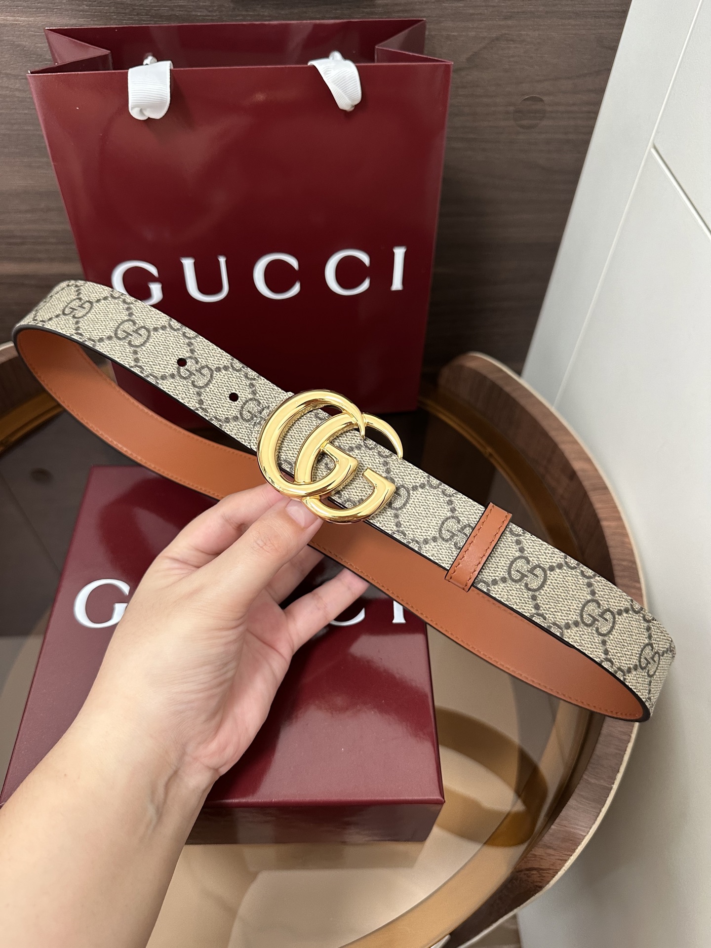 ❣️Gucc1 🆕 GG Marmont系列双面腰带2025秋冬系列焕新演绎富有辨识度的GG Marmo