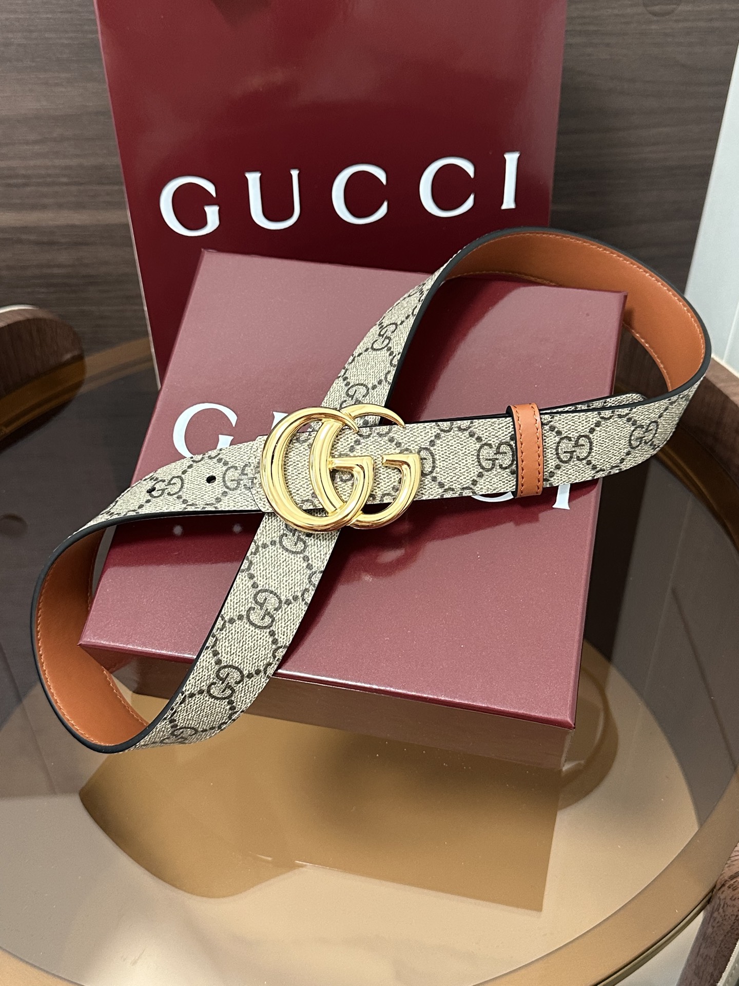 ❣️Gucc1 🆕 GG Marmont系列双面腰带2025秋冬系列焕新演绎富有辨识度的GG Marmo