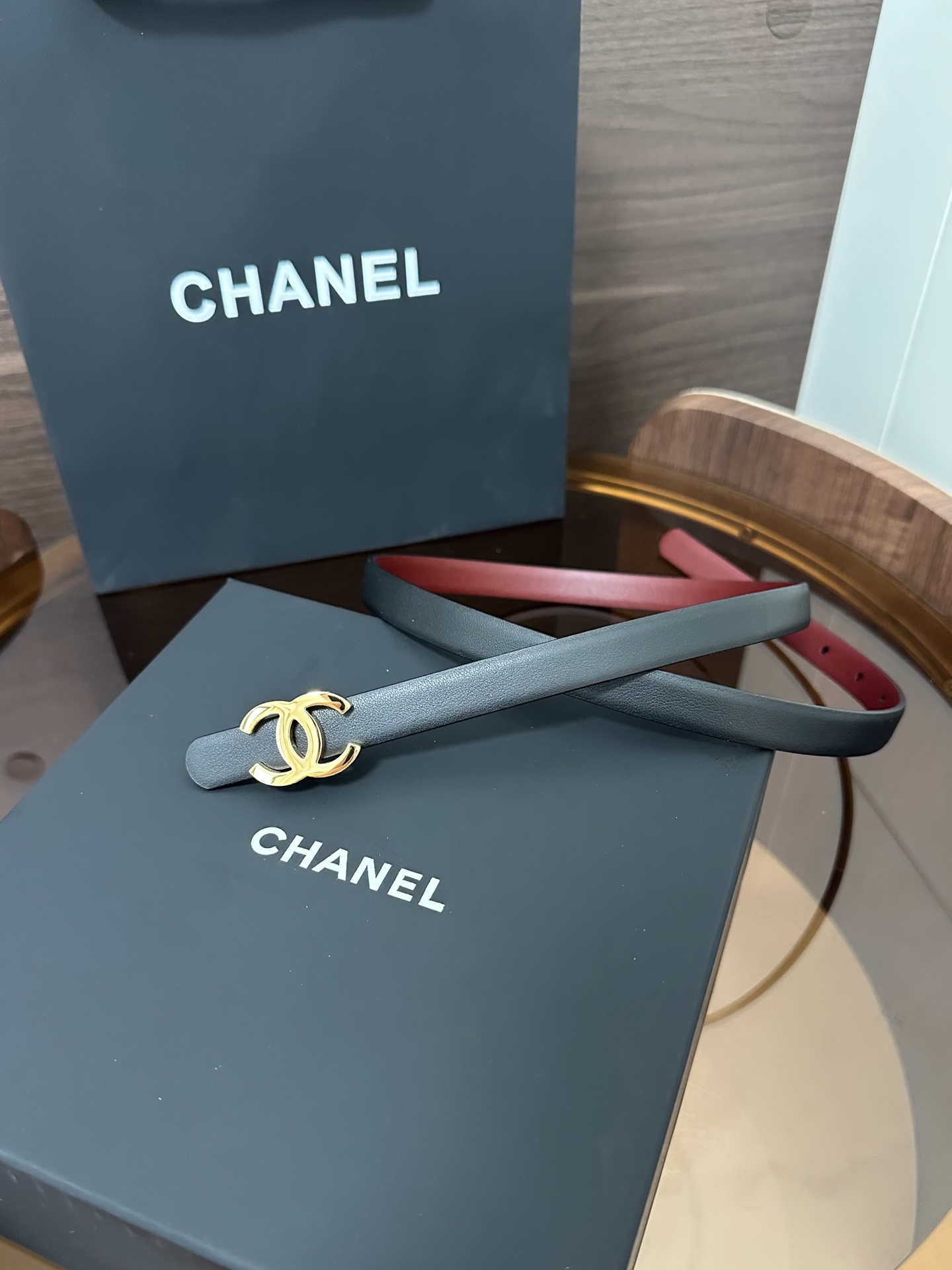 Chanel CHANEL（香奈儿）秋冬系列 高端女士细腰带 双面 牛皮 手感柔软舒适 女士 款 优雅 宽度1.5CM