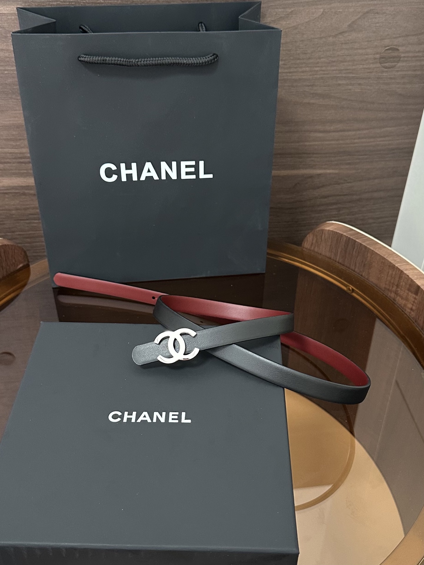 Chanel CHANEL（香奈儿）秋冬系列 高端女士细腰带 双面 牛皮 手感柔软舒适 女士 款 优雅 宽度1.5CM
