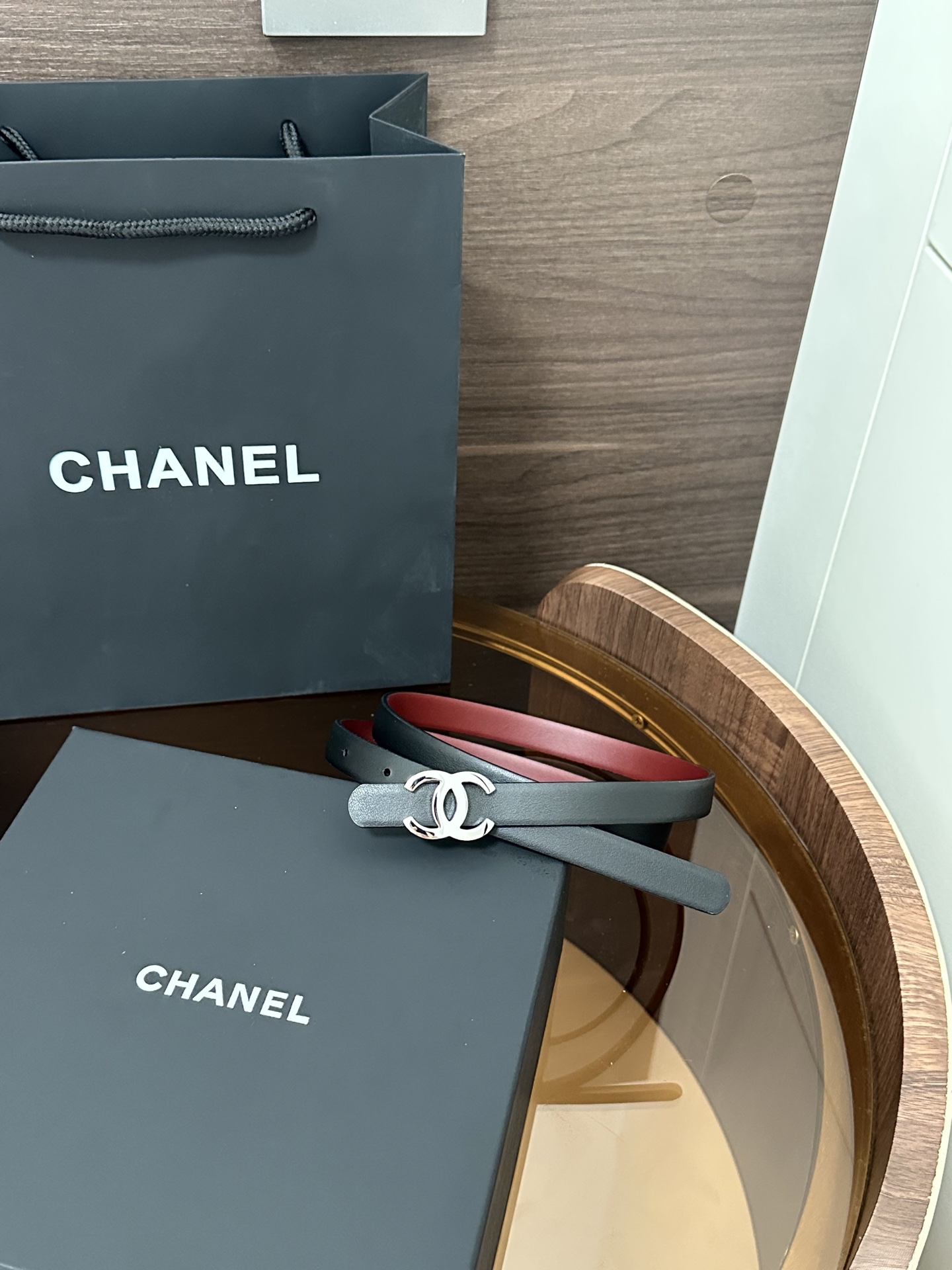 Chanel CHANEL（香奈儿）秋冬系列 高端女士细腰带 双面 牛皮 手感柔软舒适 女士 款 优雅 宽度1.5CM