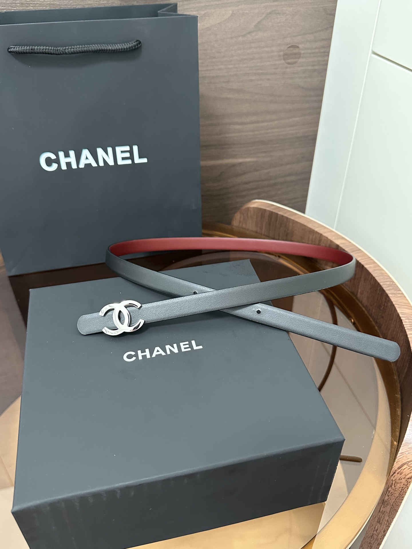 Chanel CHANEL（香奈儿）秋冬系列 高端女士细腰带 双面 牛皮 手感柔软舒适 女士 款 优雅 宽度1.5CM