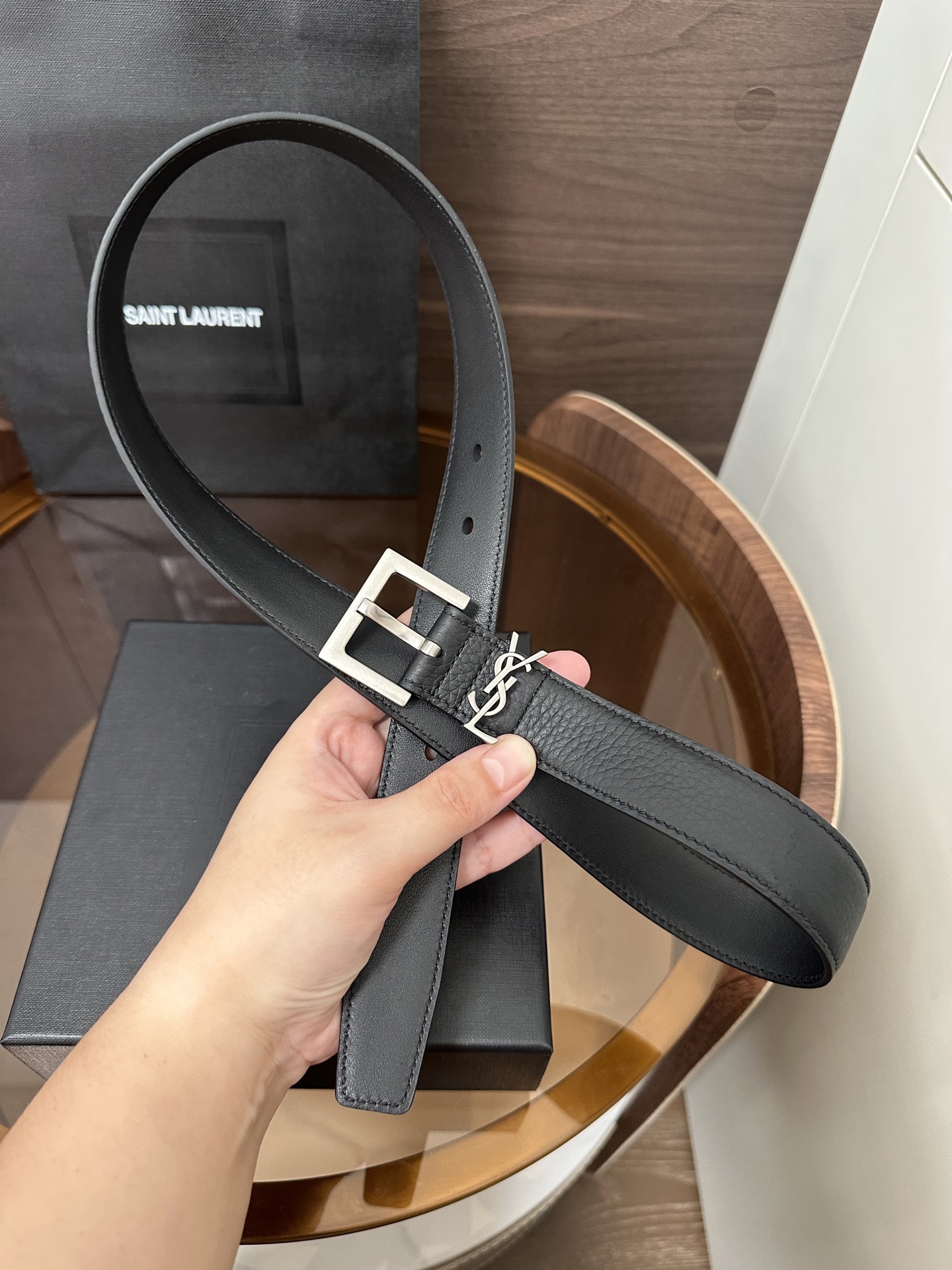 ❣️SA1NT LAURENT CASSANDRE粒面皮革方扣腰带 配以经典YSL标志环圈 宽度 3.0