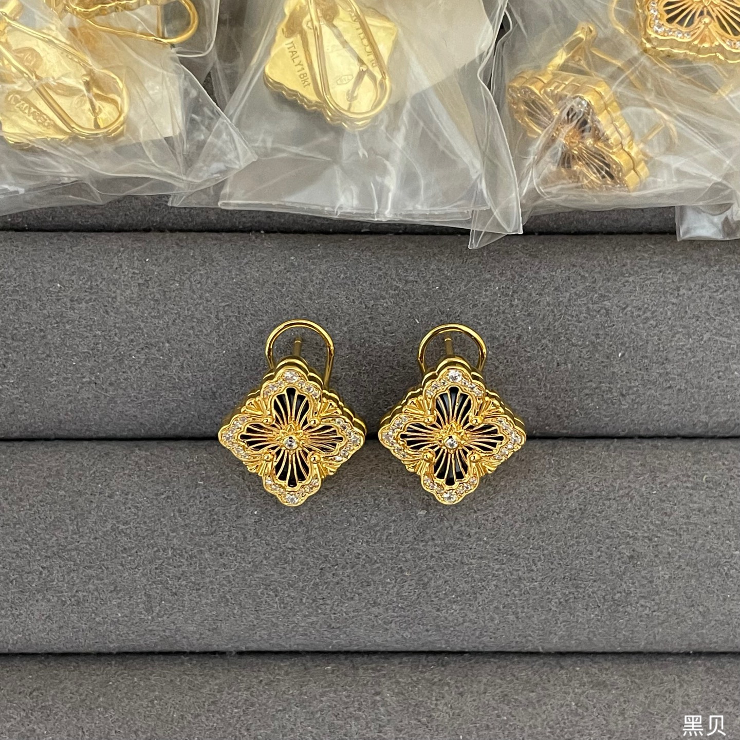  大号歌剧院系列耳环-黑色玛瑙到货了，