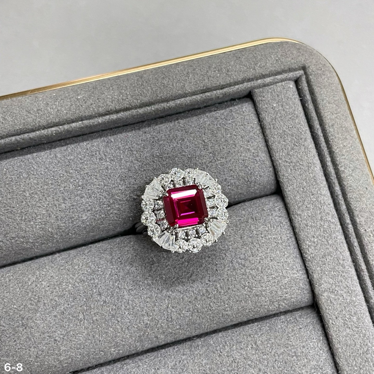 Max Mara Haute Couture Haute Couture Fine Jewelry Necklace Bracelet Ring