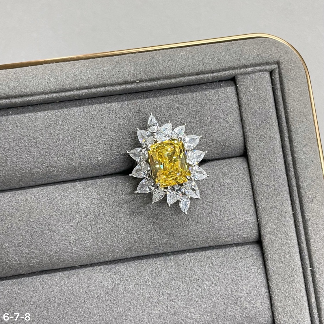 Van Cleef & Arpels Haute Couture Haute Couture Fine Jewelry Necklace