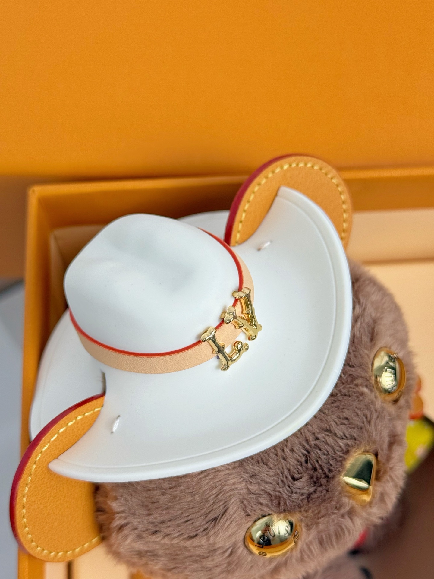 Louis Vuitton LV Louis Bear 毛绒挂件 包配饰 钥匙扣