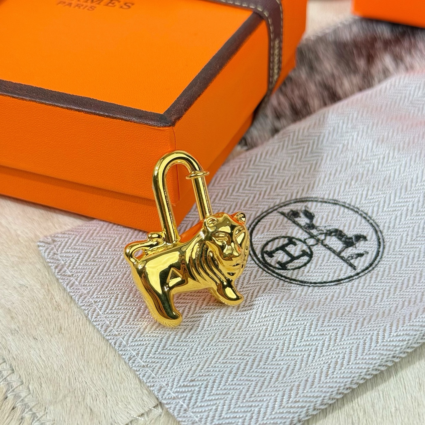 Hermès 配送全套 爱马仕飞机盒包装