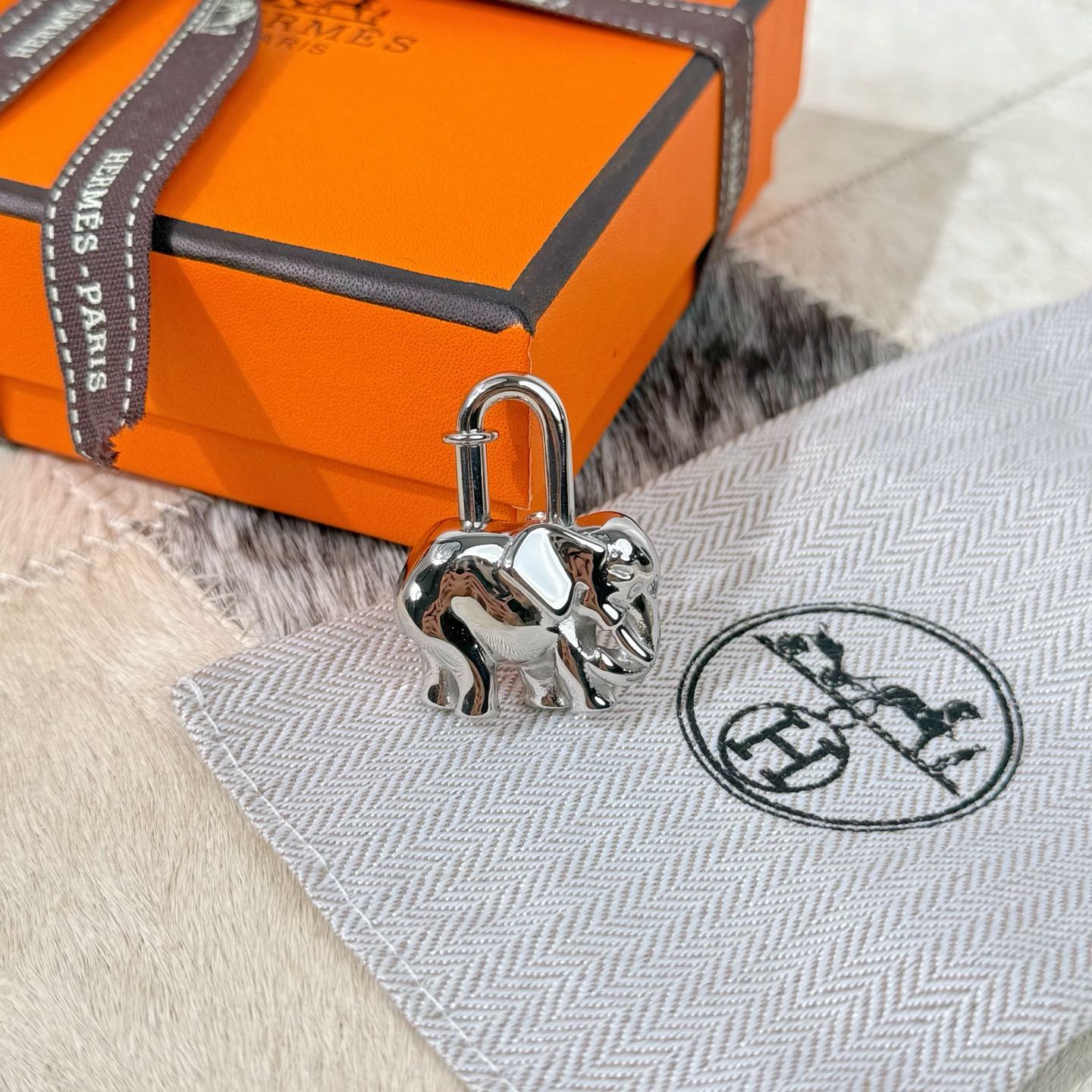 Hermès 配送全套 爱马仕飞机盒包装