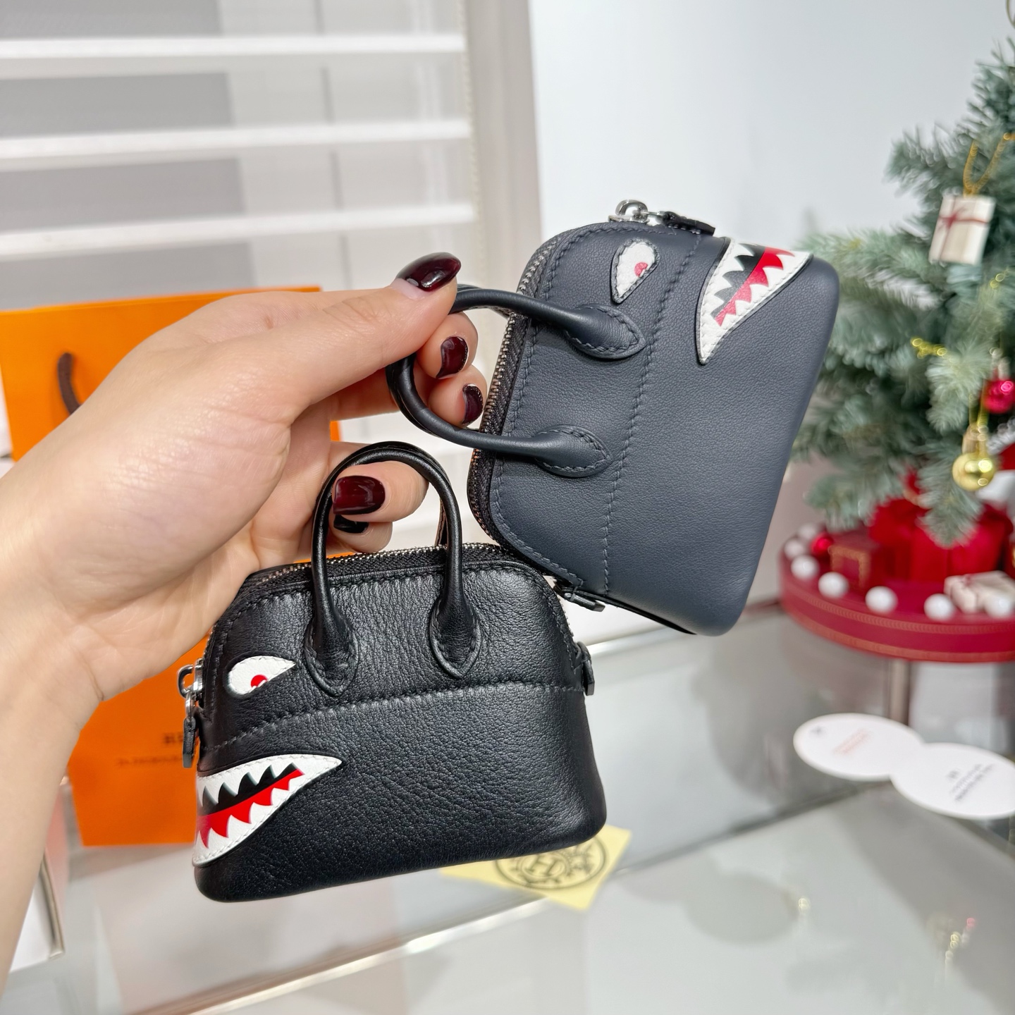 Hermès 爱马仕Hermes Bolide Shark迷你鲨鱼贝壳包挂件