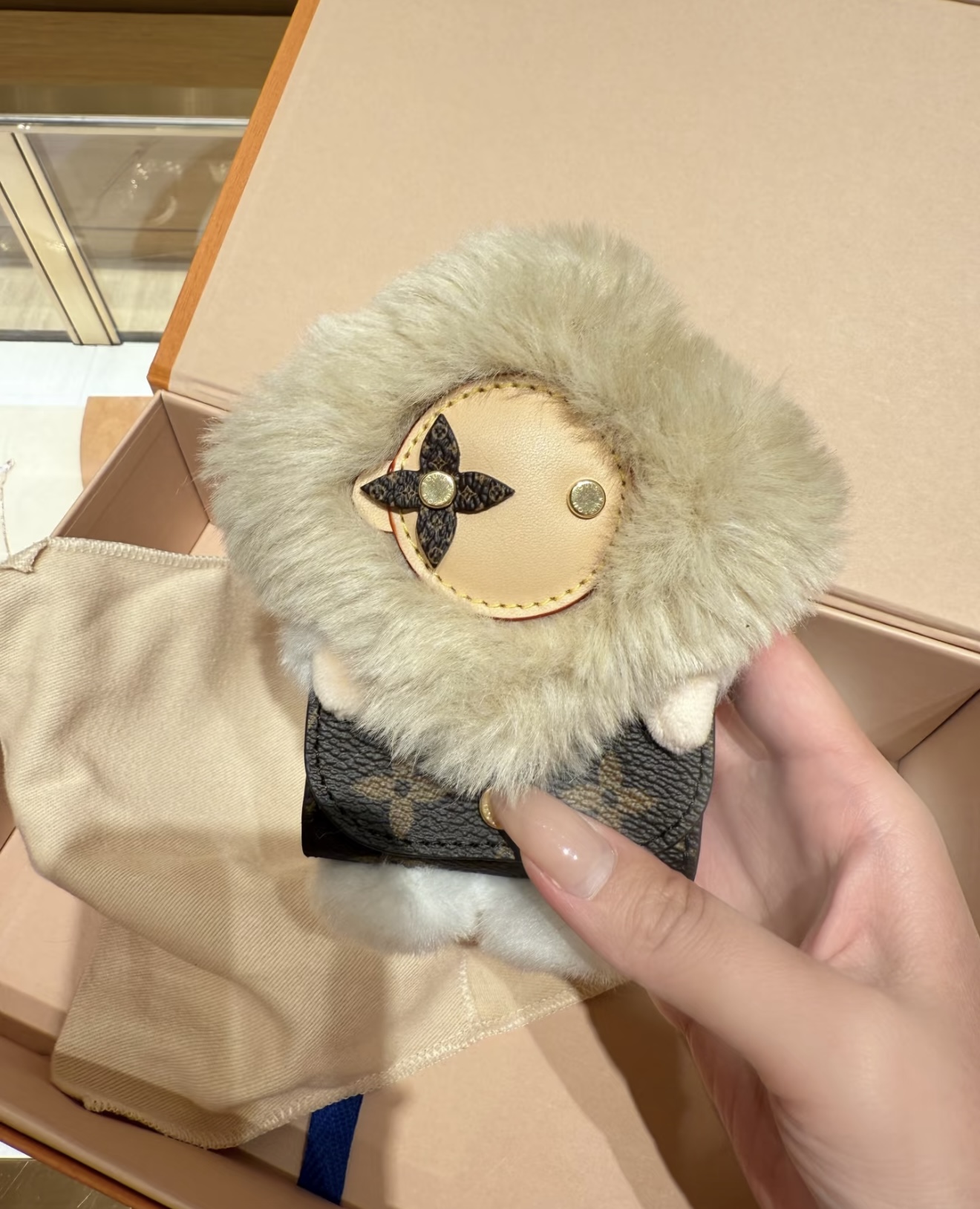 爱彼 Audemars Piguet 高定典藏名品高定成衣时装外套连衣裙衬衫T恤 #14D2390C 4