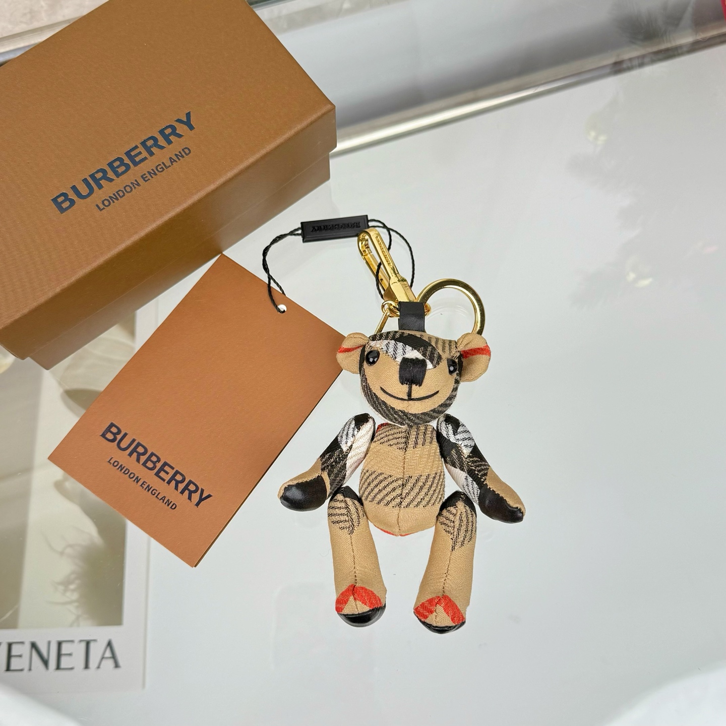 Burberry 巴宝莉小熊钥匙扣包挂件