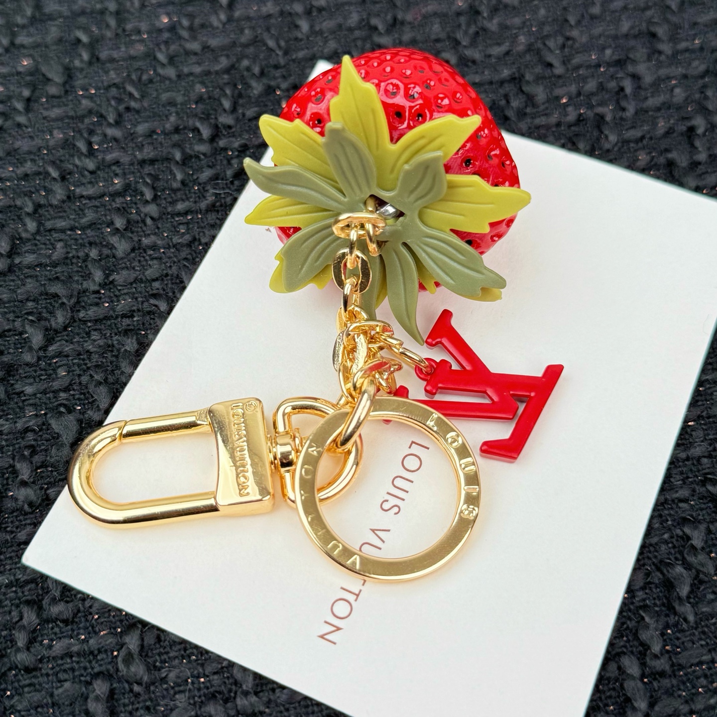 Louis Vuitton LV 草莓钥匙扣