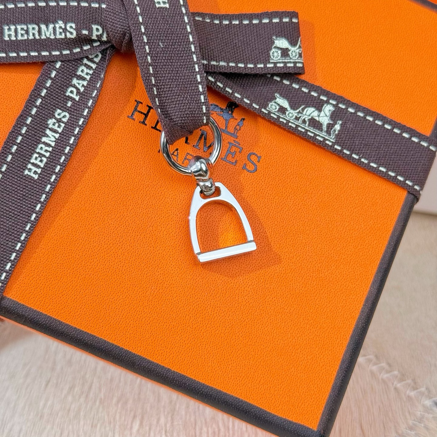 Hermès 配送全套 爱马仕飞机盒包装