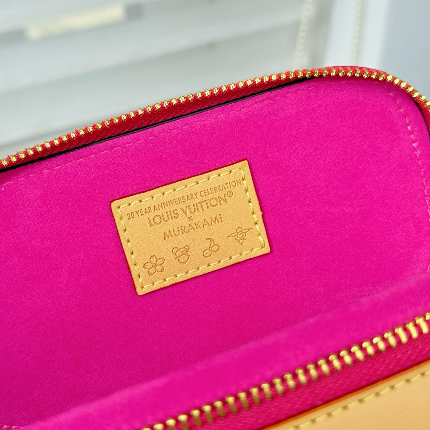 Louis Vuitton 新款 LOUIS VUITTON 新款WOODY眼镜盒 墨镜盒