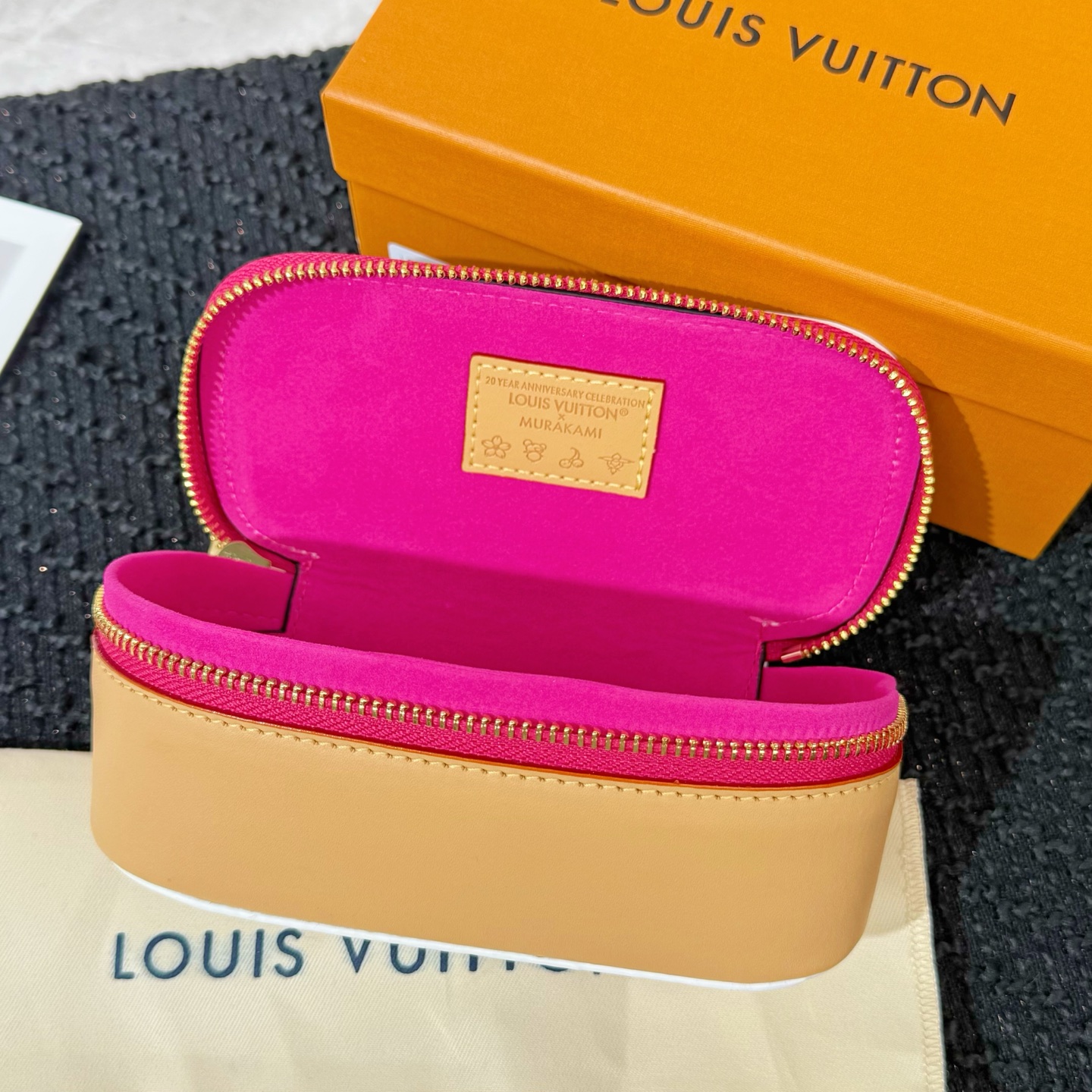 Louis Vuitton 新款 LOUIS VUITTON 新款WOODY眼镜盒 墨镜盒
