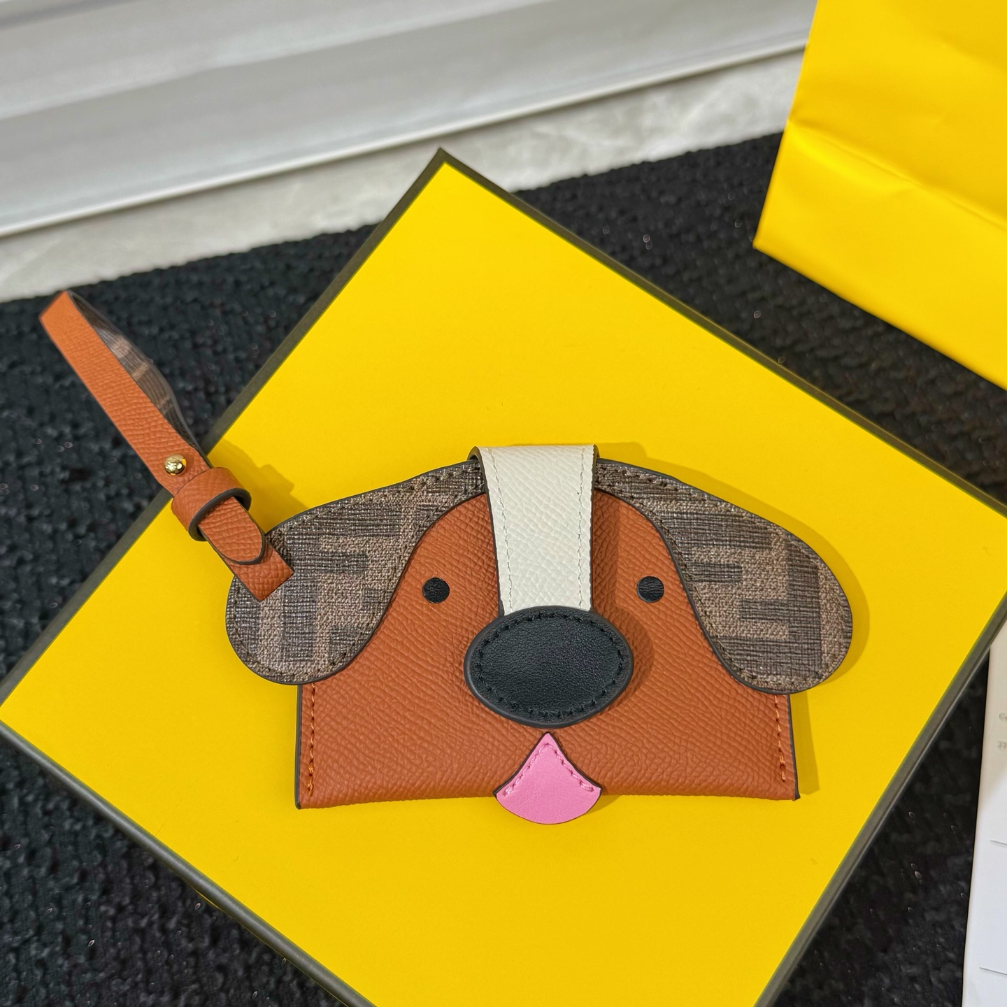 Fendi Fendi 芬迪 动物系列卡包 配送如图包装