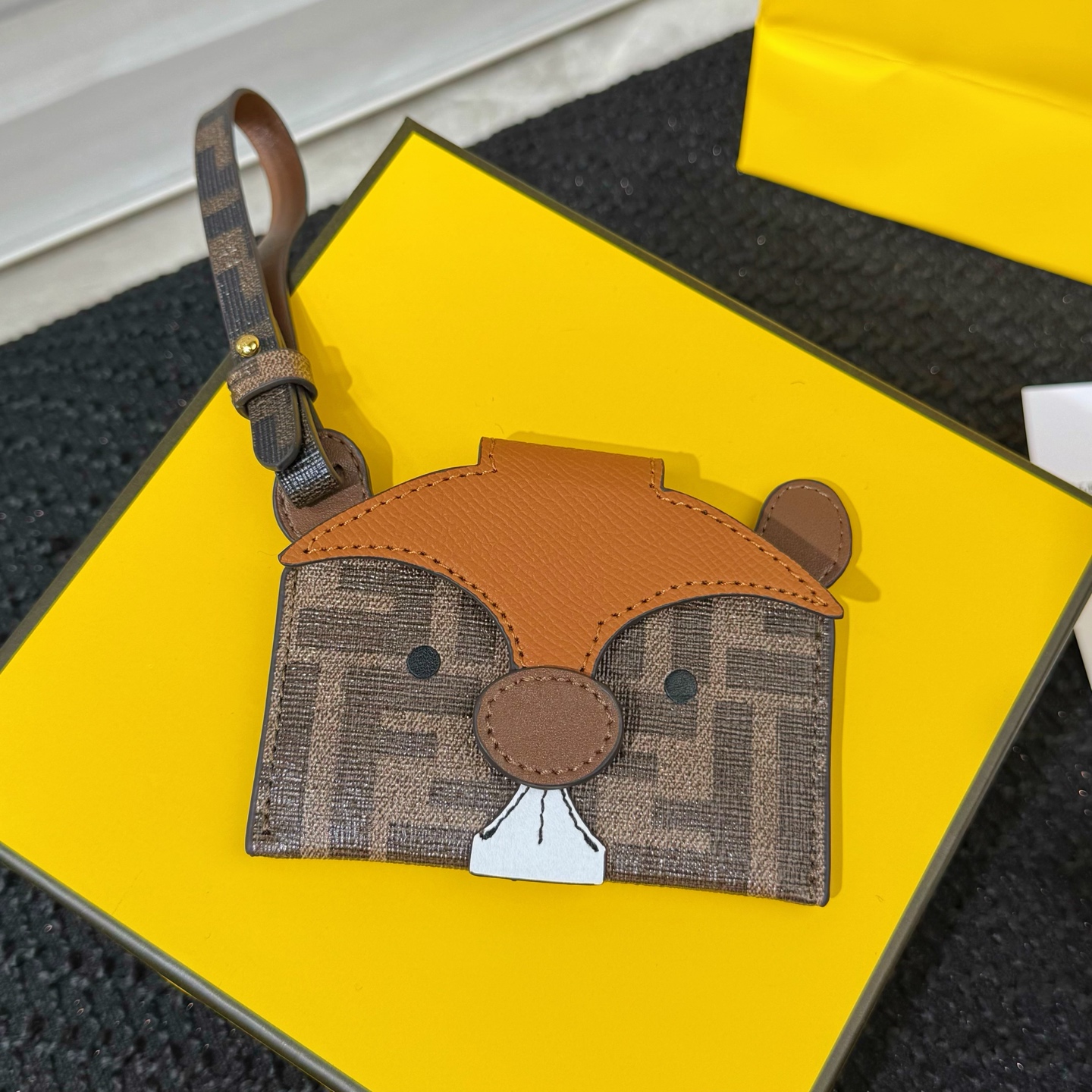 Fendi Fendi 芬迪 动物系列卡包 配送如图包装