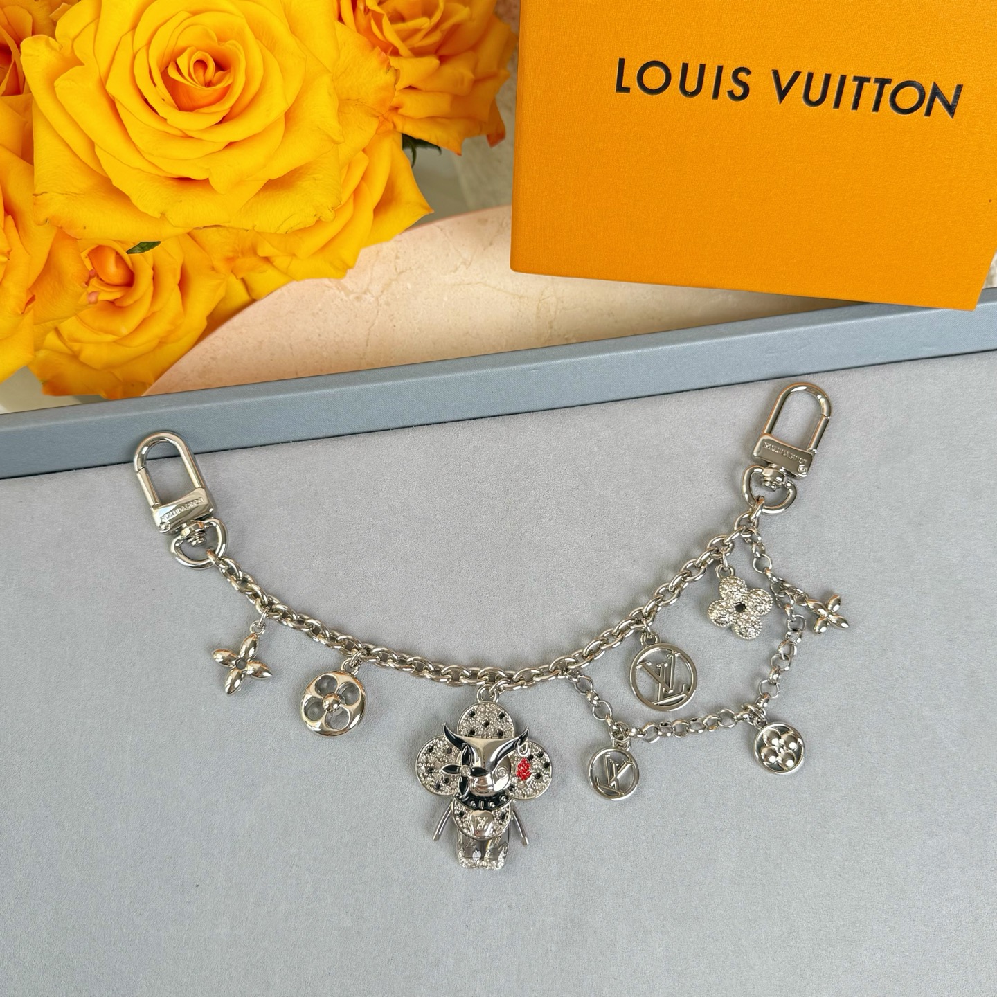 Louis Vuitton 新款LV路易威登链条十二生肖挂饰 包链条