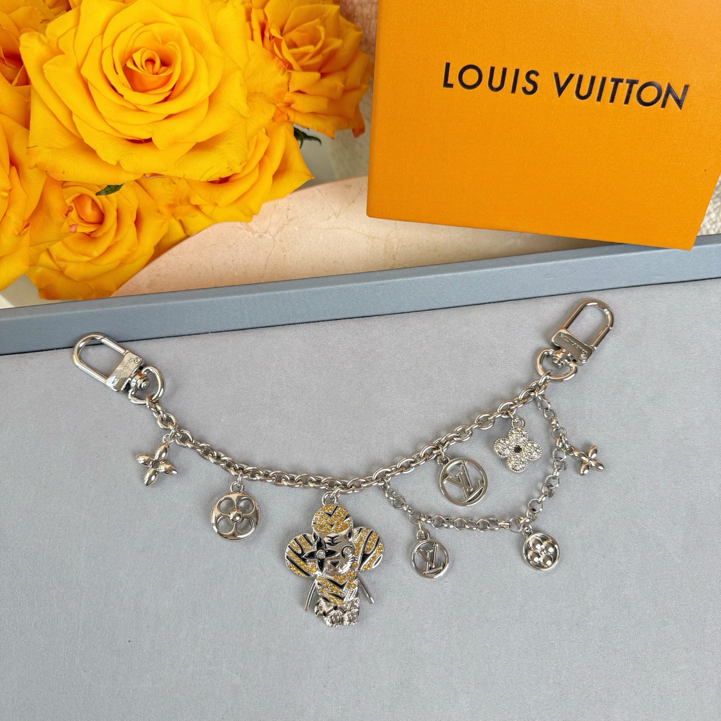 Louis Vuitton 新款LV路易威登链条十二生肖挂饰 包链条