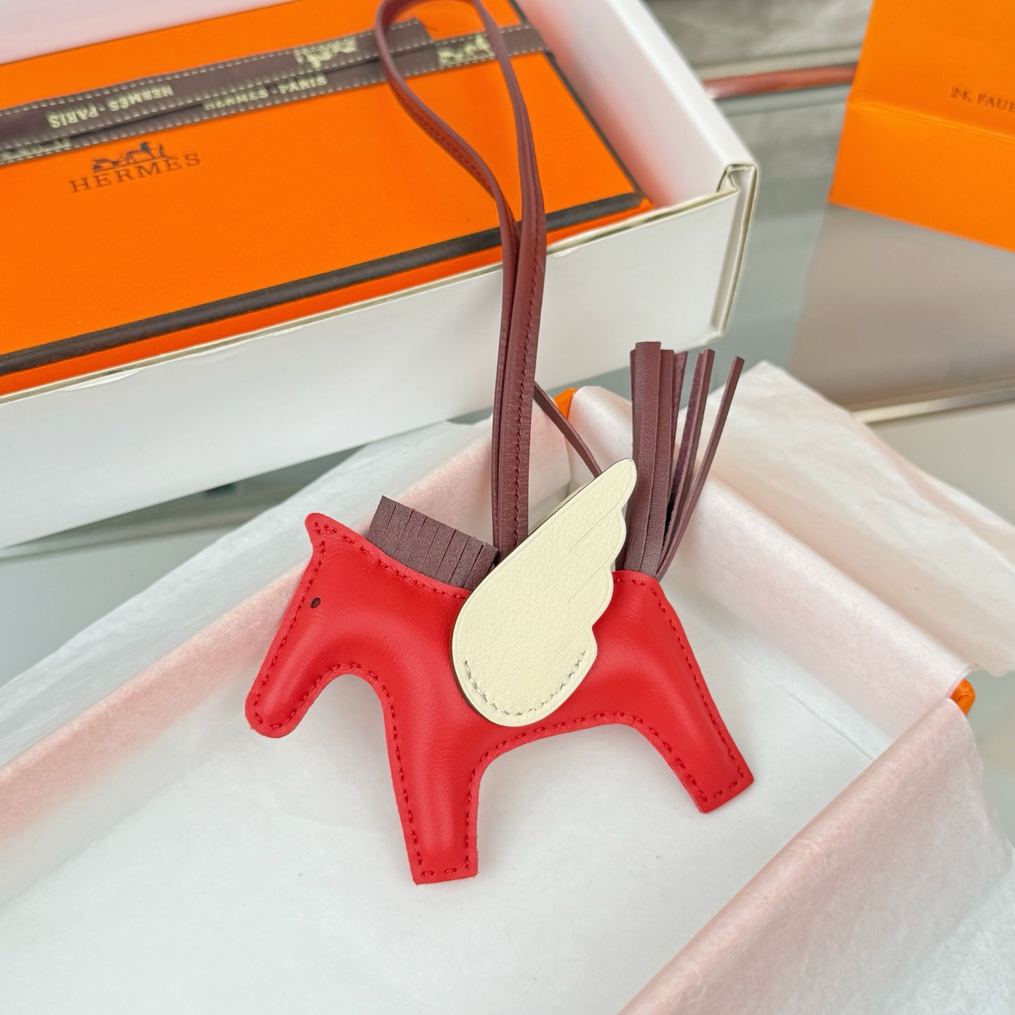 Hermès 2026新款爱马仕小马 挂件 钥匙扣 包挂