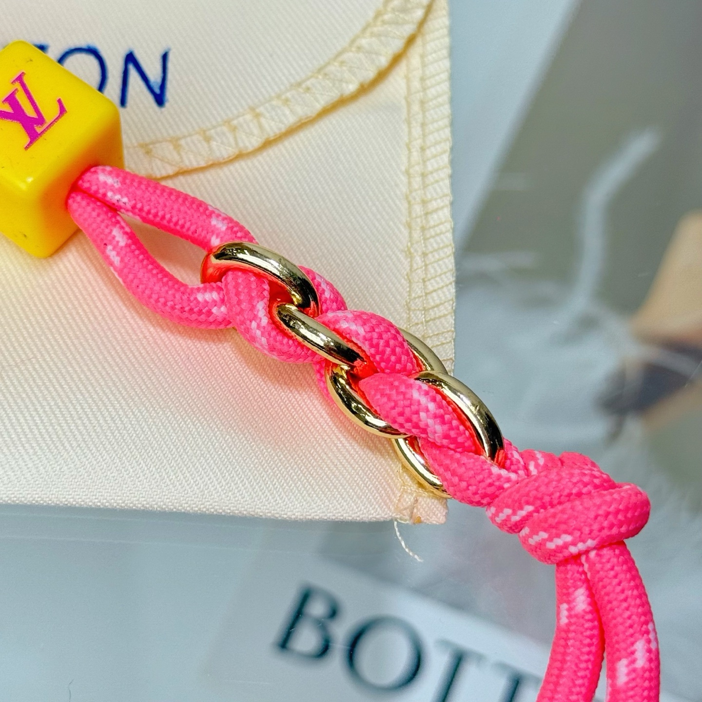 루이비통 키링 124553 Louis Vuitton Accessories 썸네일 이미지