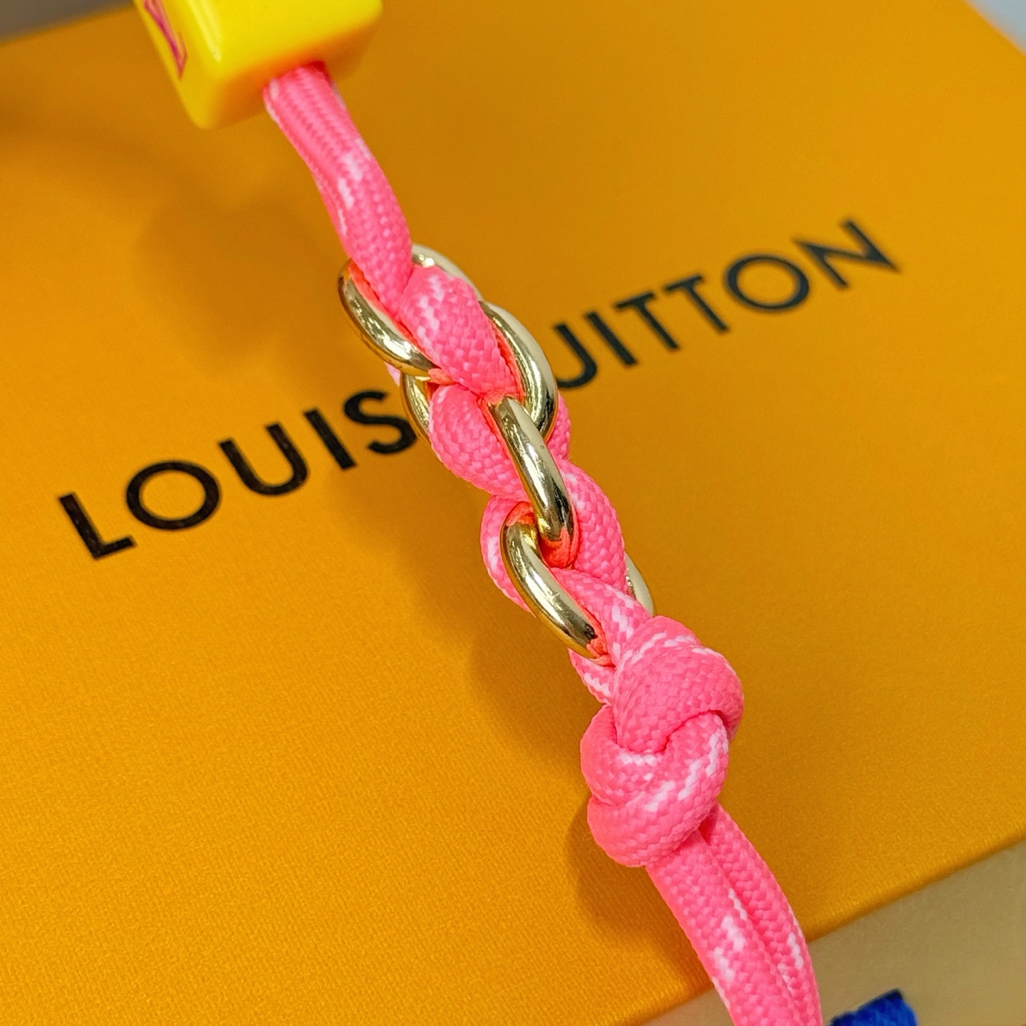 루이비통 키링 124553 Louis Vuitton Accessories 썸네일 이미지
