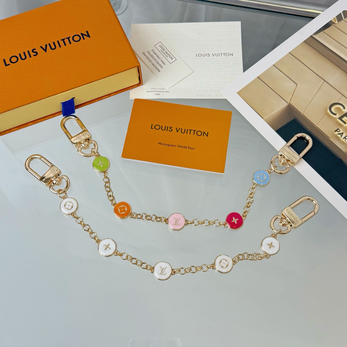 Lv Keychain, Doudou, Bag Pendant, Bag Chain | Batch: ￥120 Delivery As Shown In The Packaging | Spring Street Bag Decorations And Keychains Use Multiple Materials To Present A Pocket Interpretation Of Brand Elements. Monogram Flowers And Lv Letters Hang Lightly, Monogram Canvas Conveys Iconic Charm, And The Louis Vuitton Logo Inscription Adds A Delicate Touch.